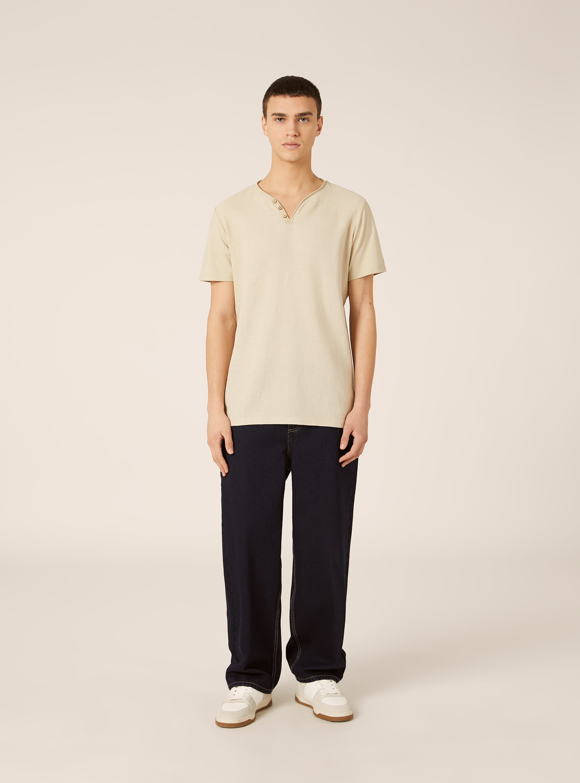 V-neck linen blend T-shirt