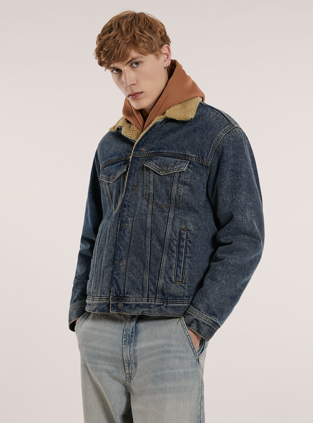 Chaqueta vaquera con forro de borreguillo