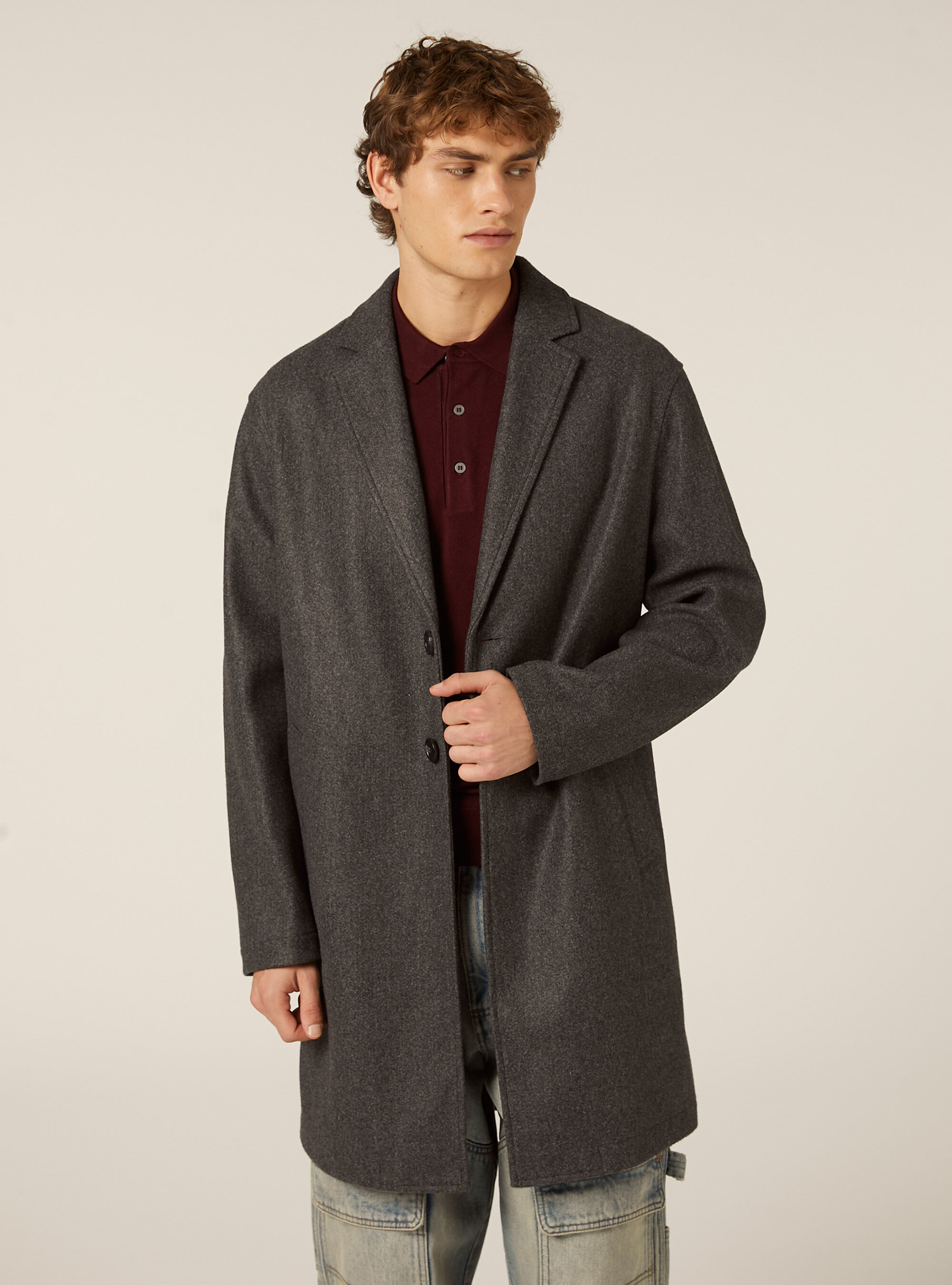 Unlined single-breasted coat