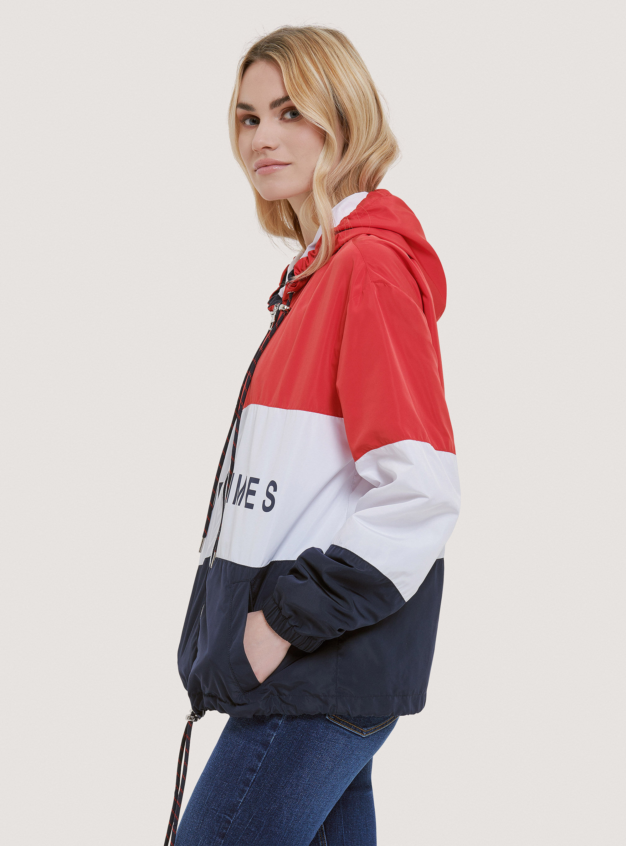 Windproof colour block jacket with lettering print, C3344 RED