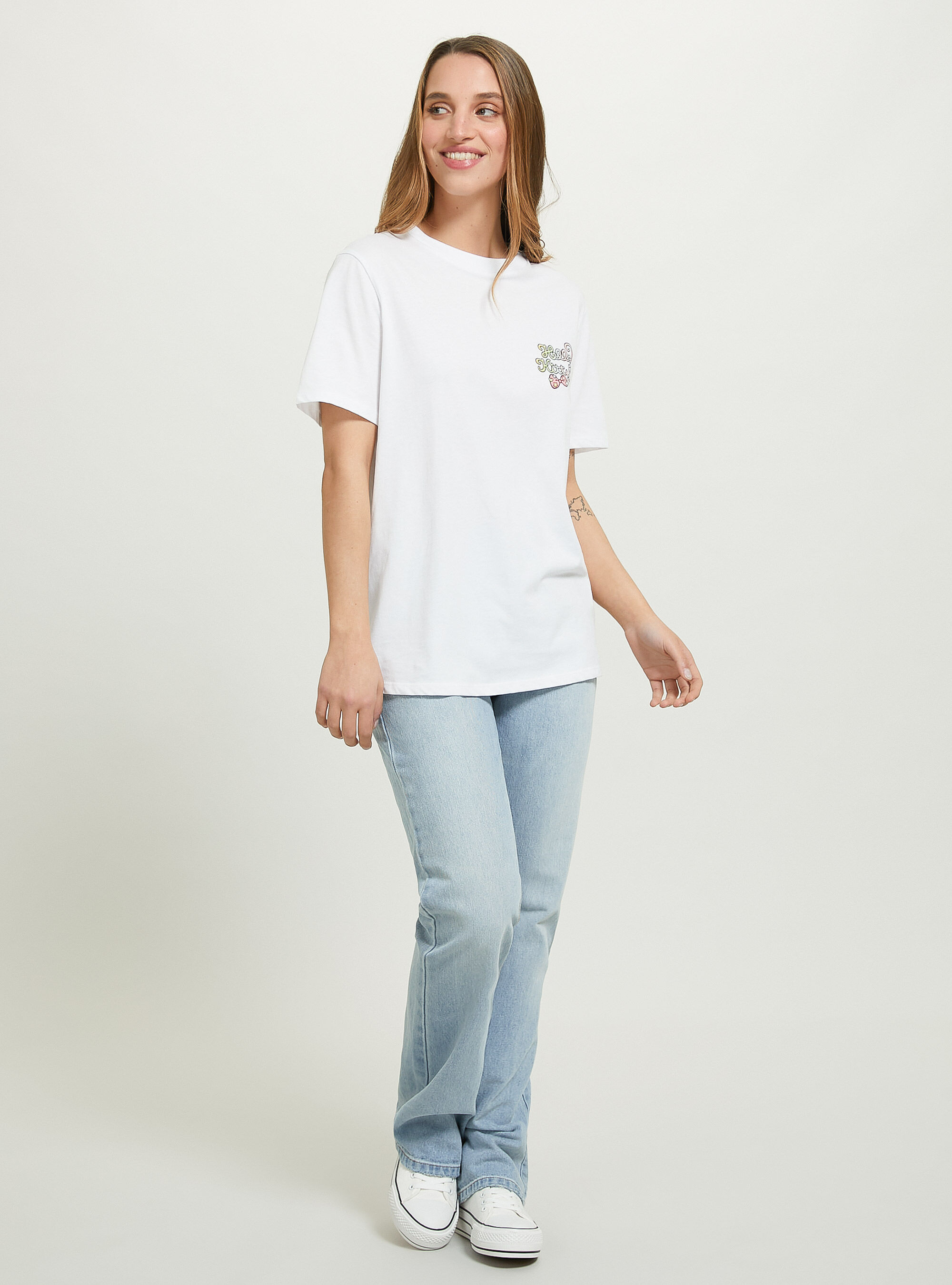 Camiseta hello kitty outlet zara