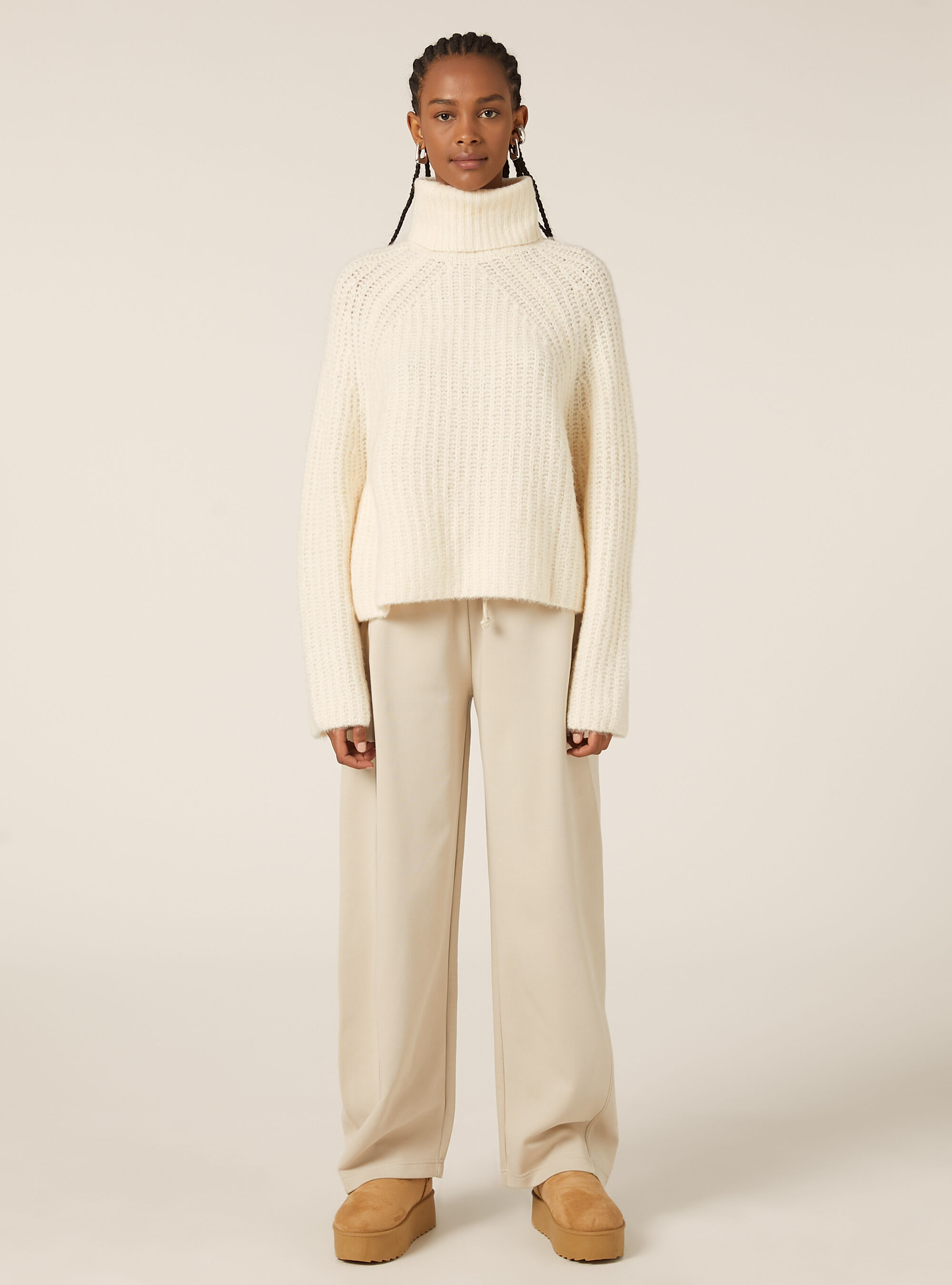 Pullover a costa inglese a collo alto