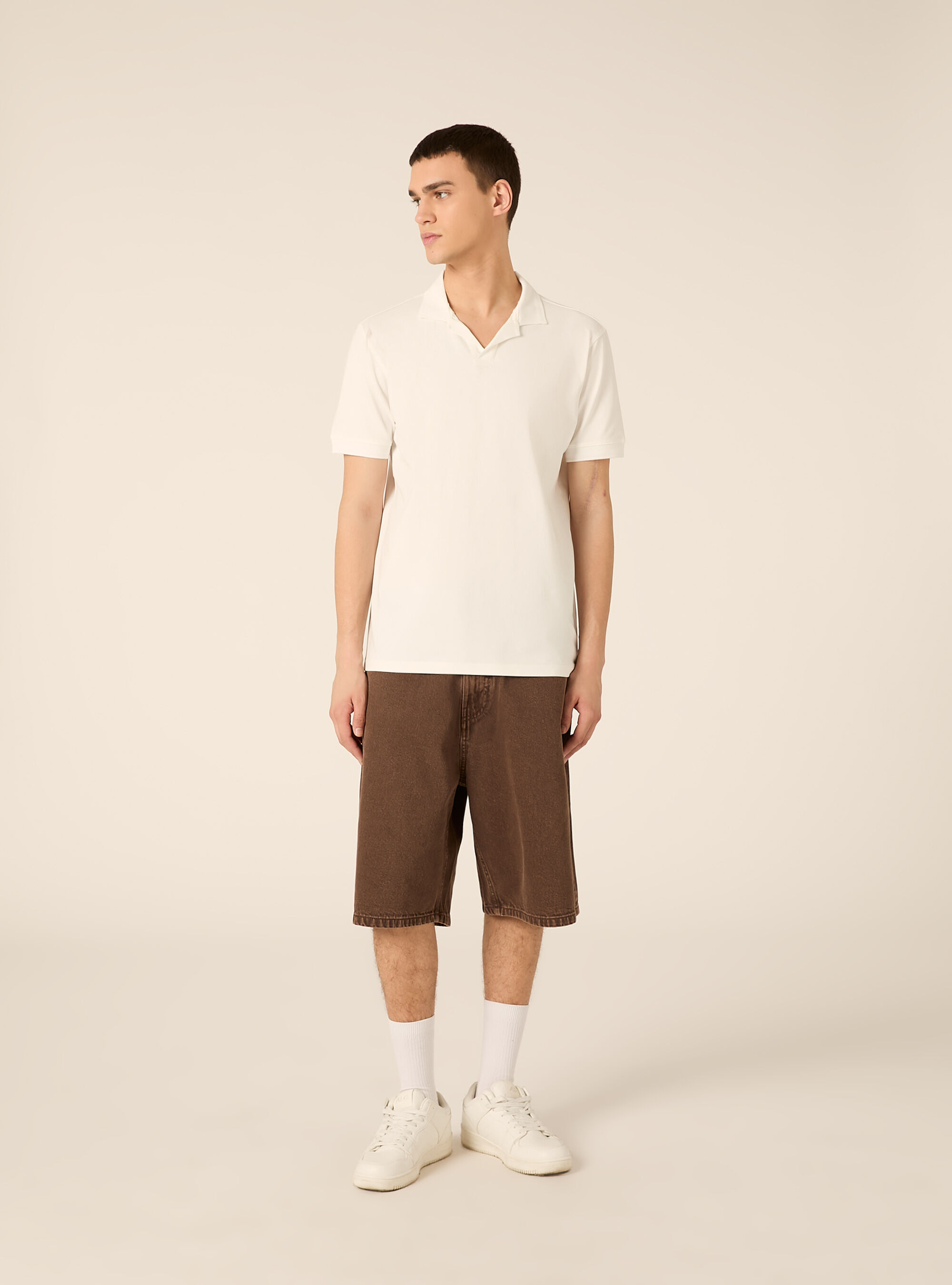 Polo AIRes en piqu&eacute; el&aacute;stico, WH1 OFF WHITE