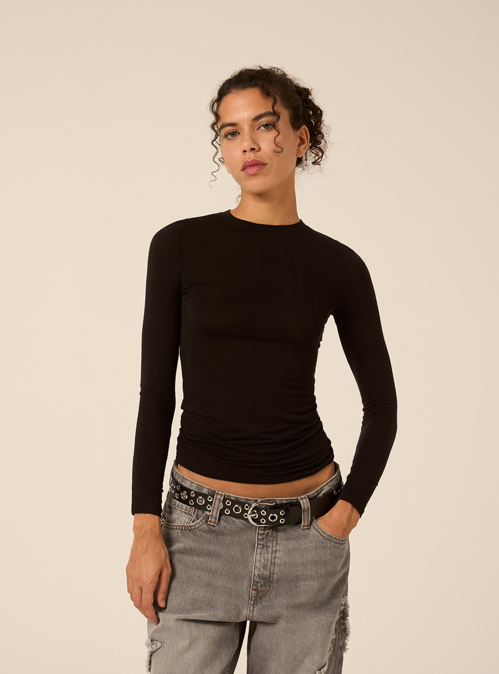 Camiseta de manga larga con cuello redondo en mezcla de cashmere