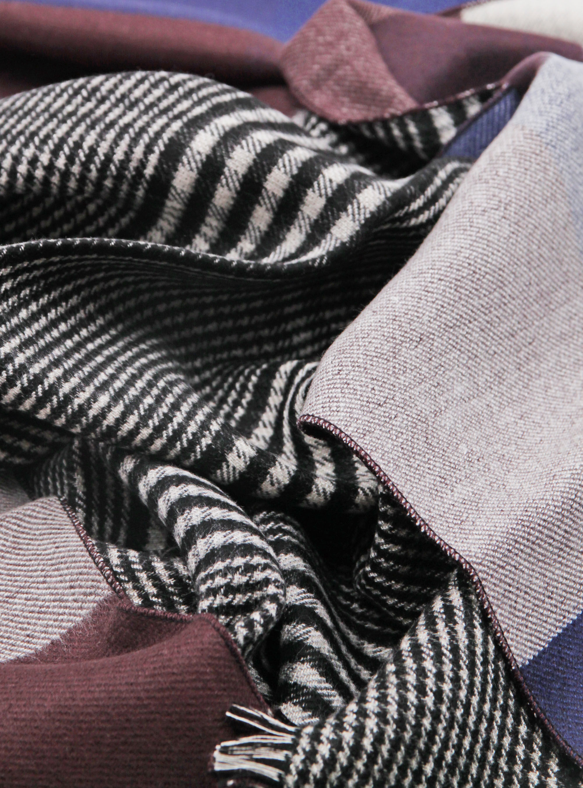 DOUBLE-FACE SCARF, BLACK