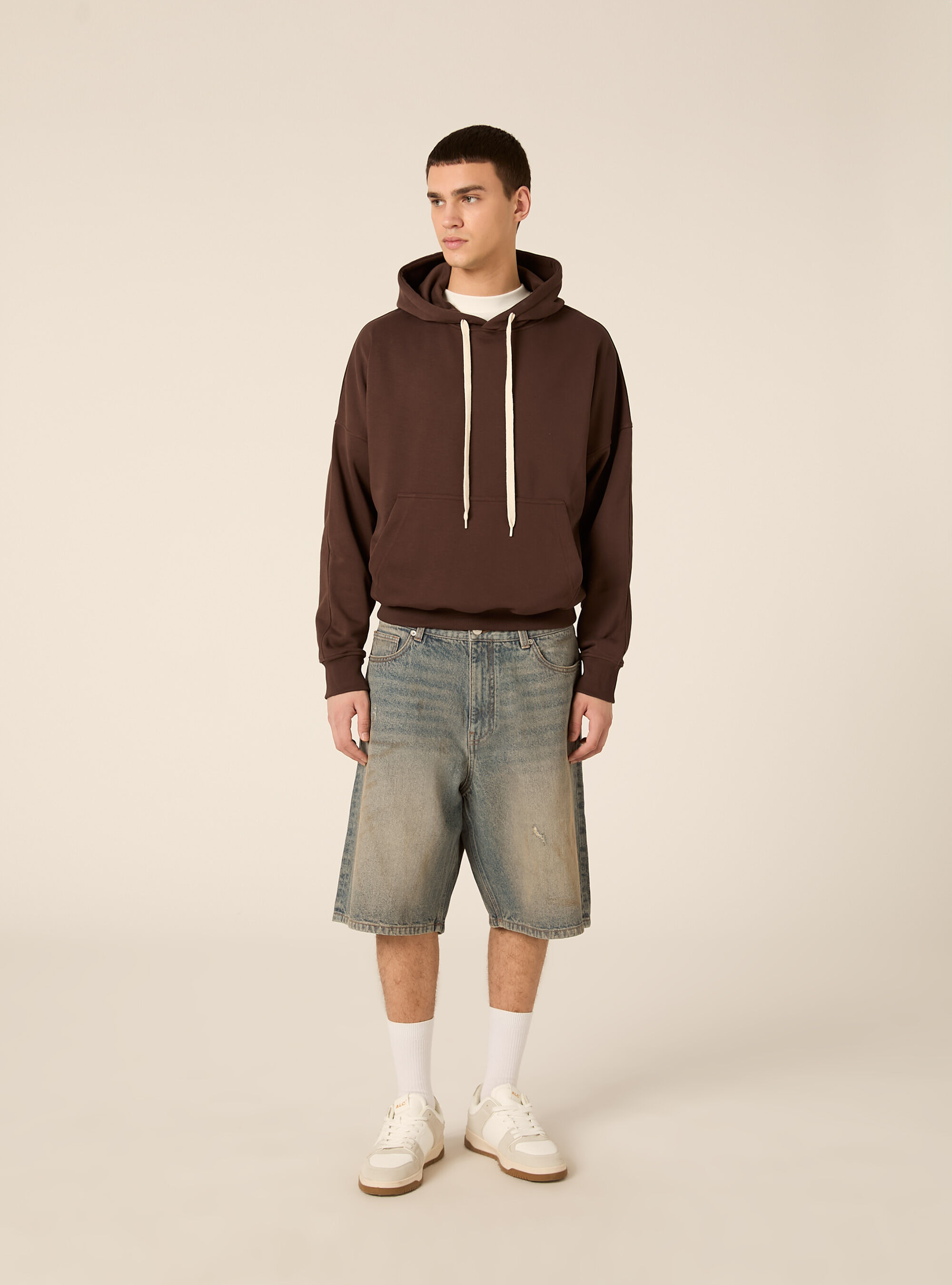 Felpa boxy con stampa puff, BR1 BROWN DARK