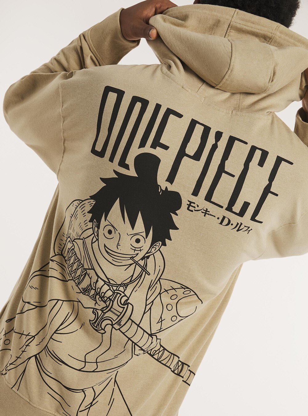 One Piece Felpa Sasuke Pull And Bear Felpa One Piece Top