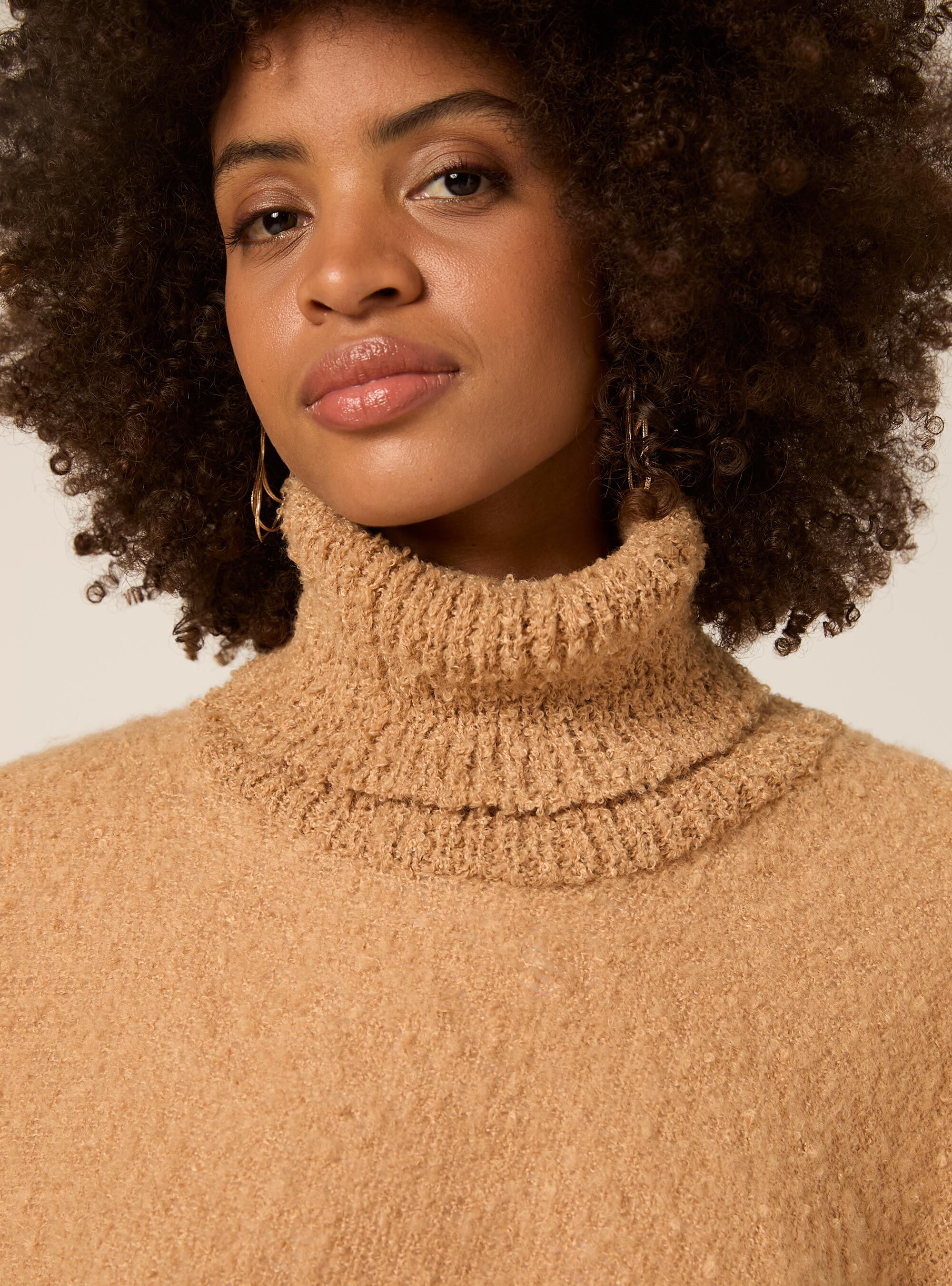 Poncho doux au toucher &agrave; col montant, MBG3 BEIGE MEL LIGHT