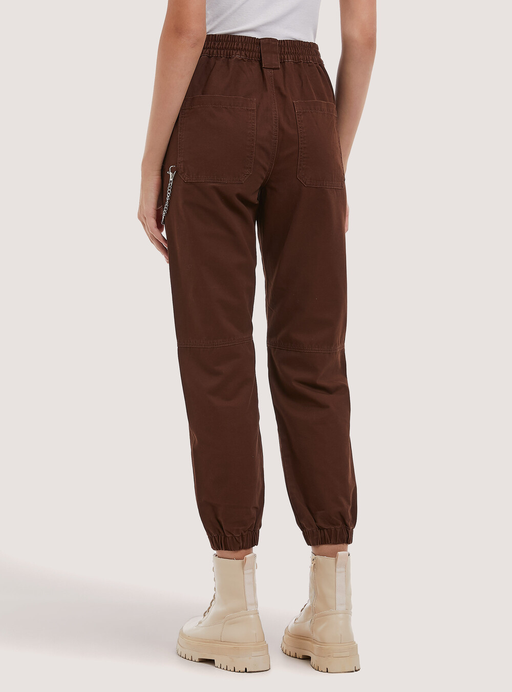 Pantalones Bershka Pantalones Deportivos Jogger Negro Con Cadena