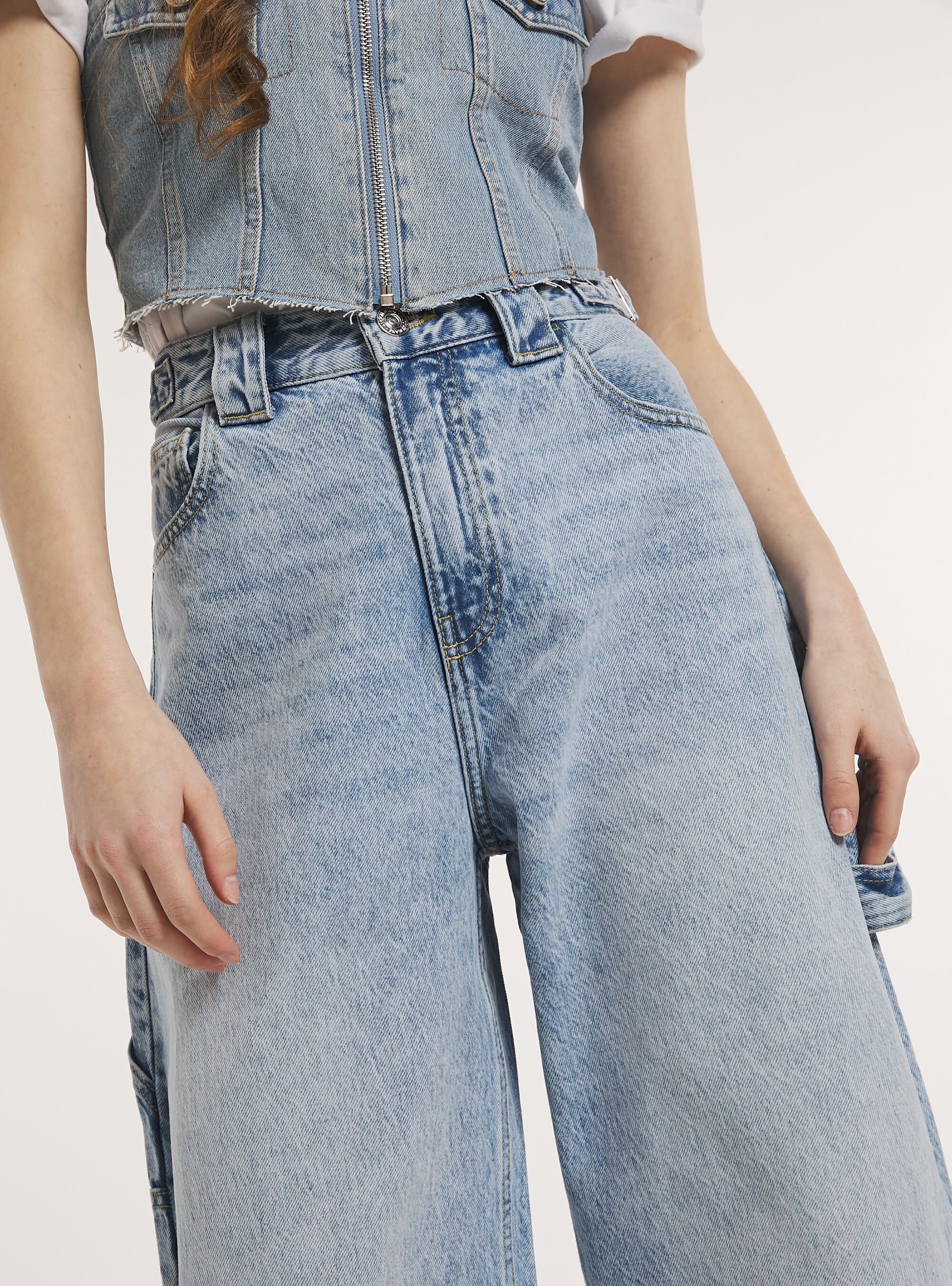 OSTKAKA ♥ Carpenter Wide Denim Pants /追跡付 Ostkaka Carpenter Wide Denim M on Bunjang Global Site.