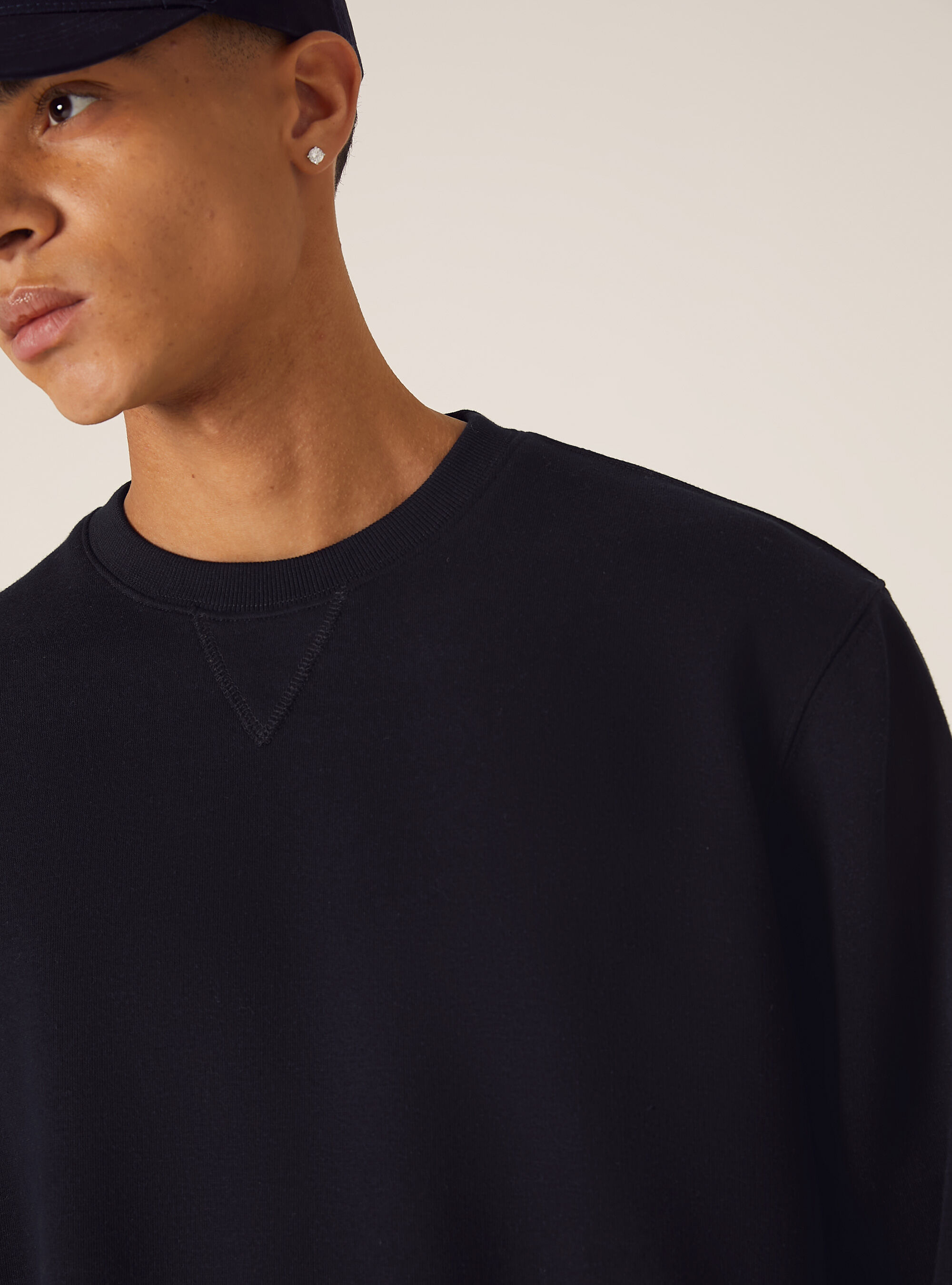 Plain-coloured crew-neck sweatshirt, NA1 NAVY DARK