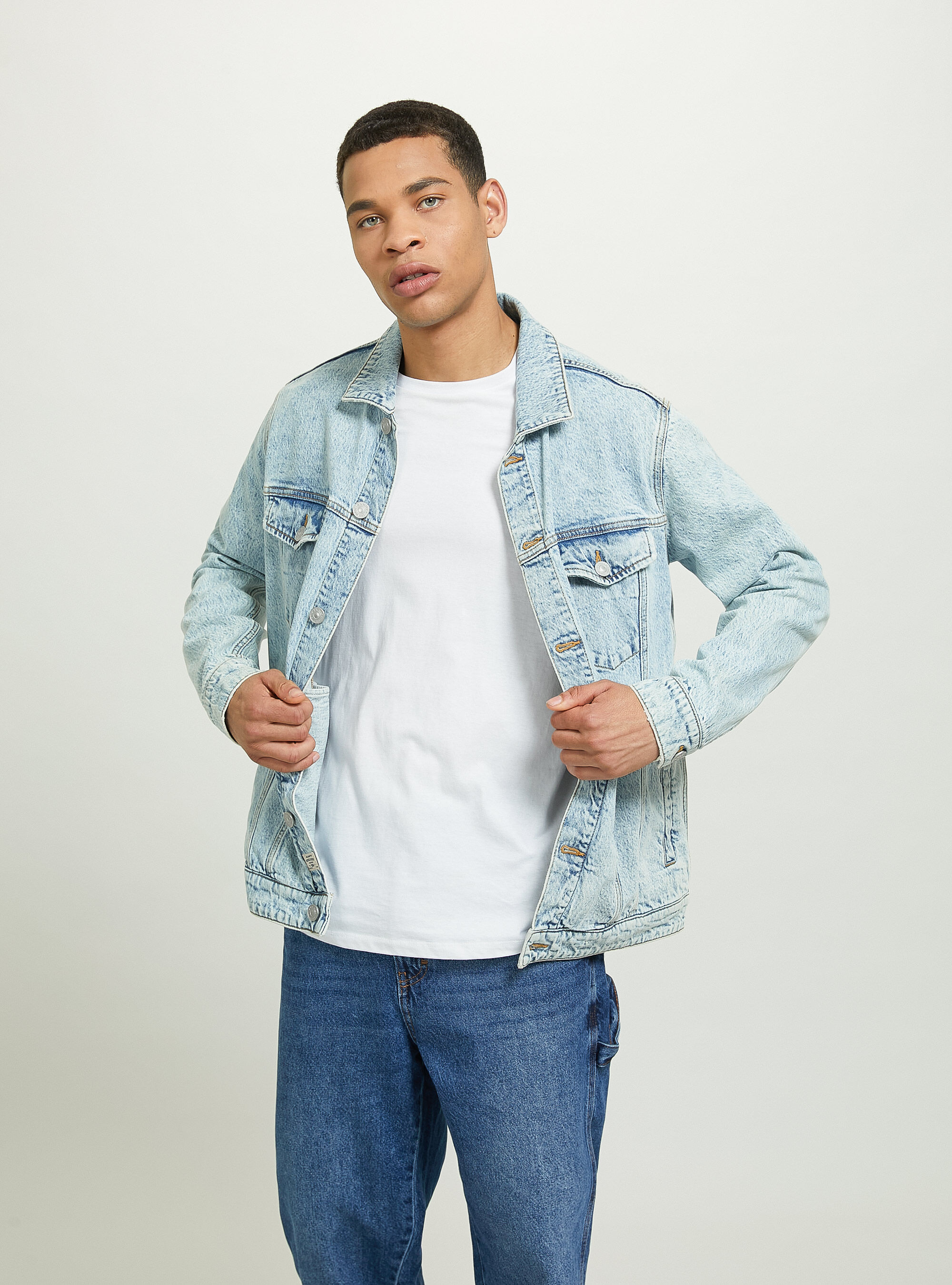 Chaqueta vaquera el&aacute;stica