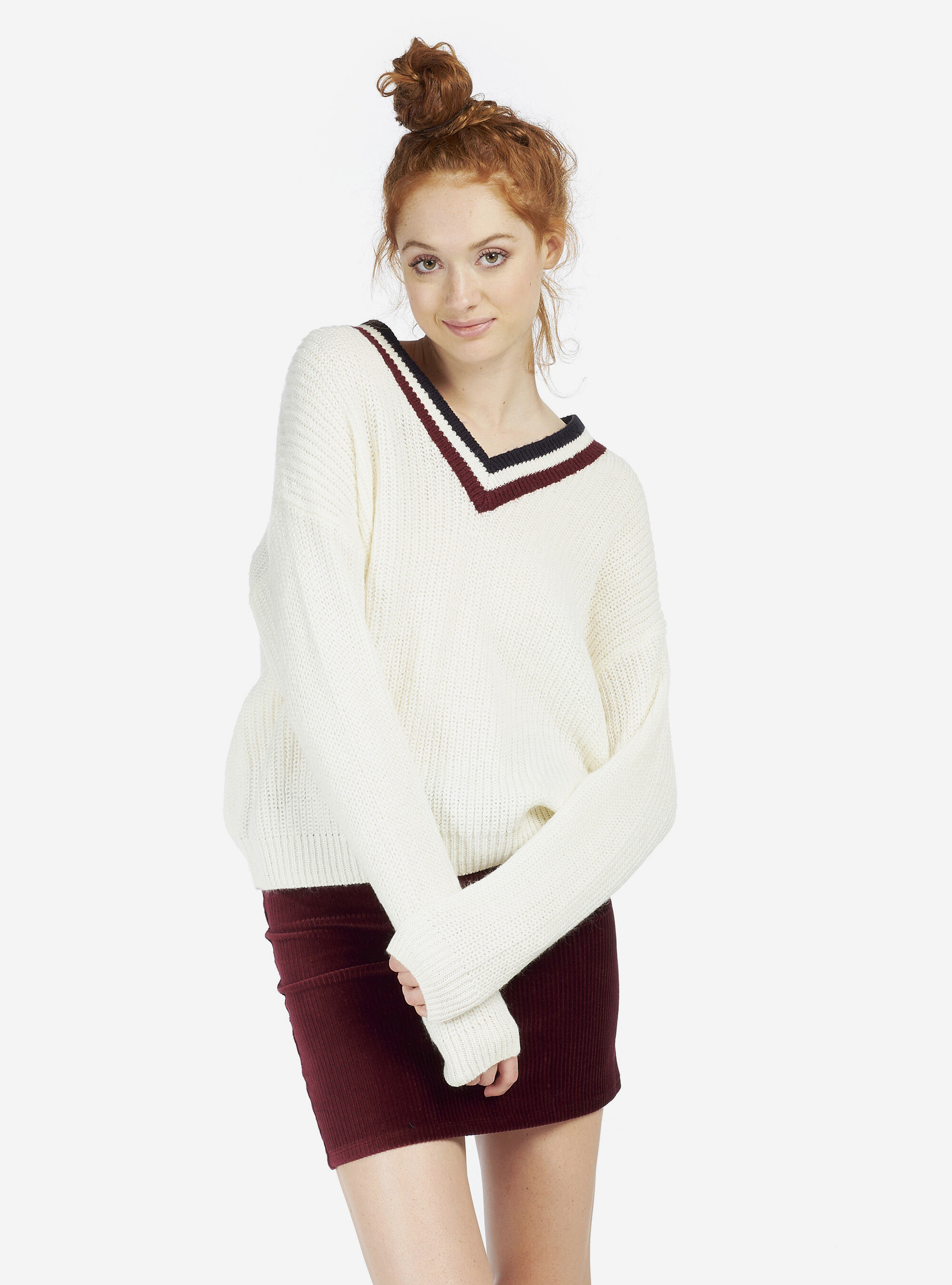 COLLEGE V NECK SWEATERS