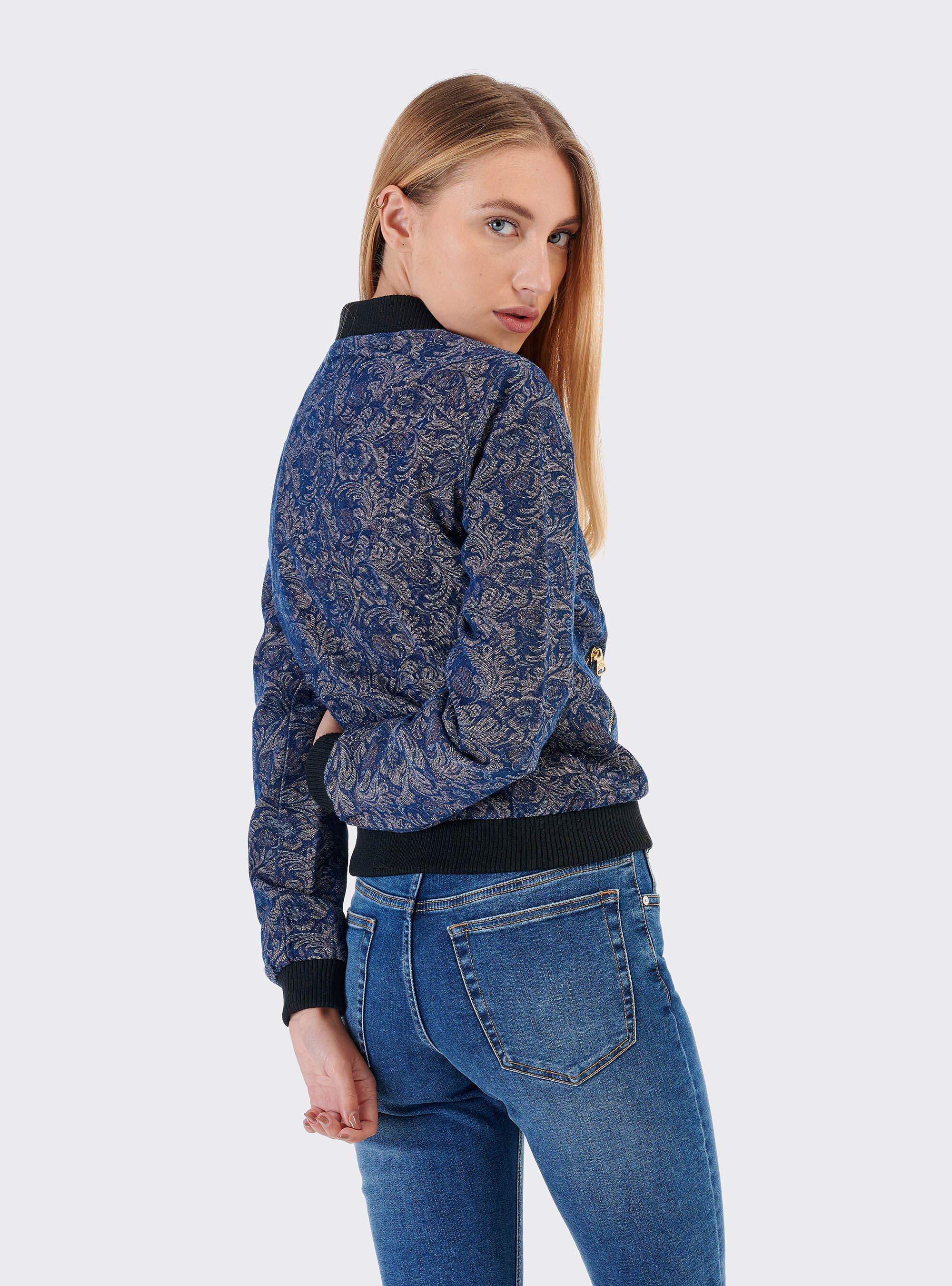 Paisley bomber, BLUE