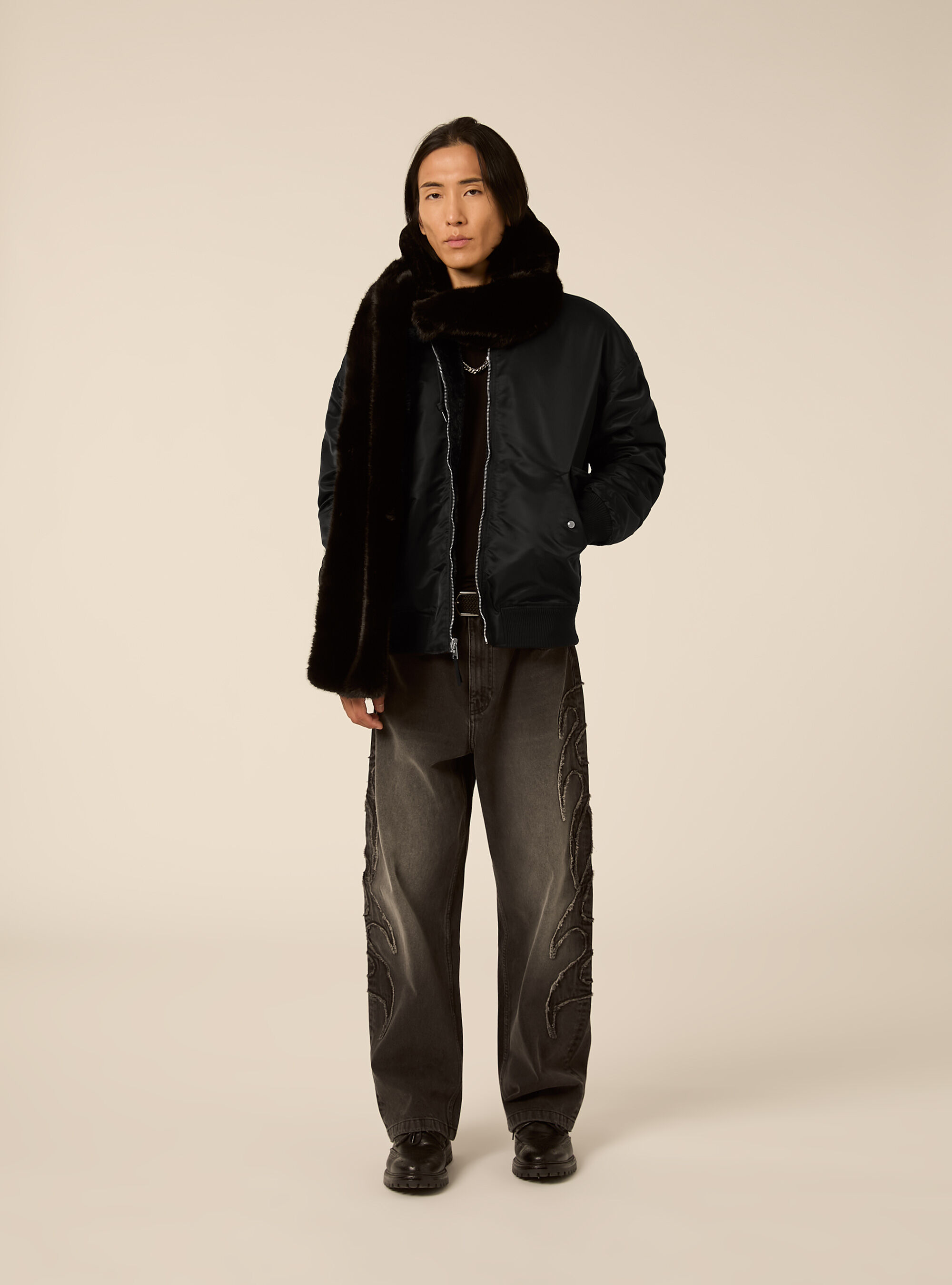 Bomber reversibile con cappuccio, BK1 BLACK