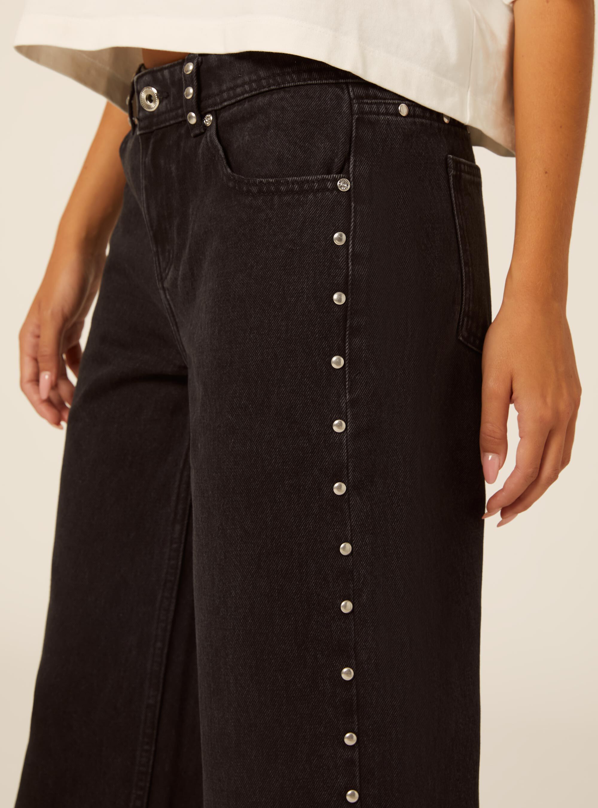 Wide leg baggy jeans mit seitlichen nieten, D000 BLACK