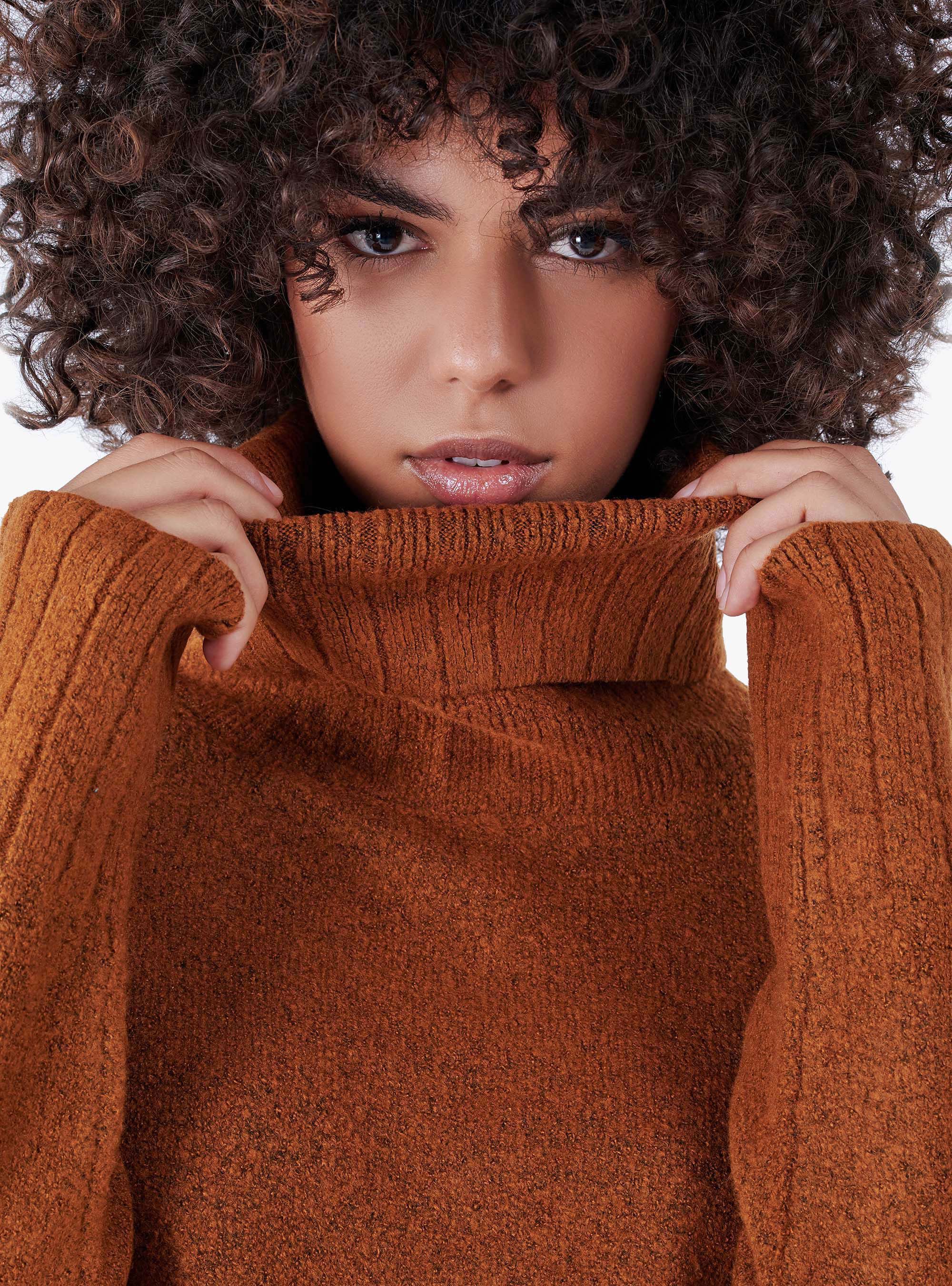 Turtleneck sweater sales
