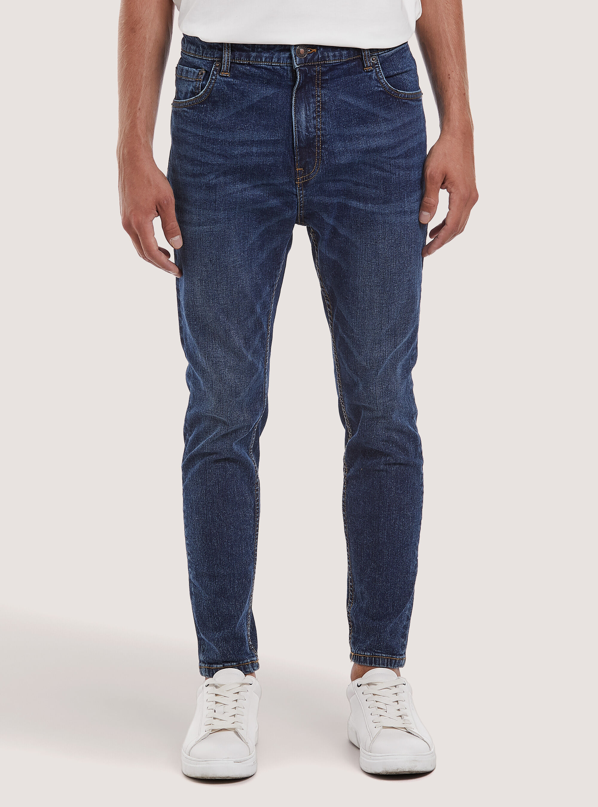 Jeans uomo carrot online