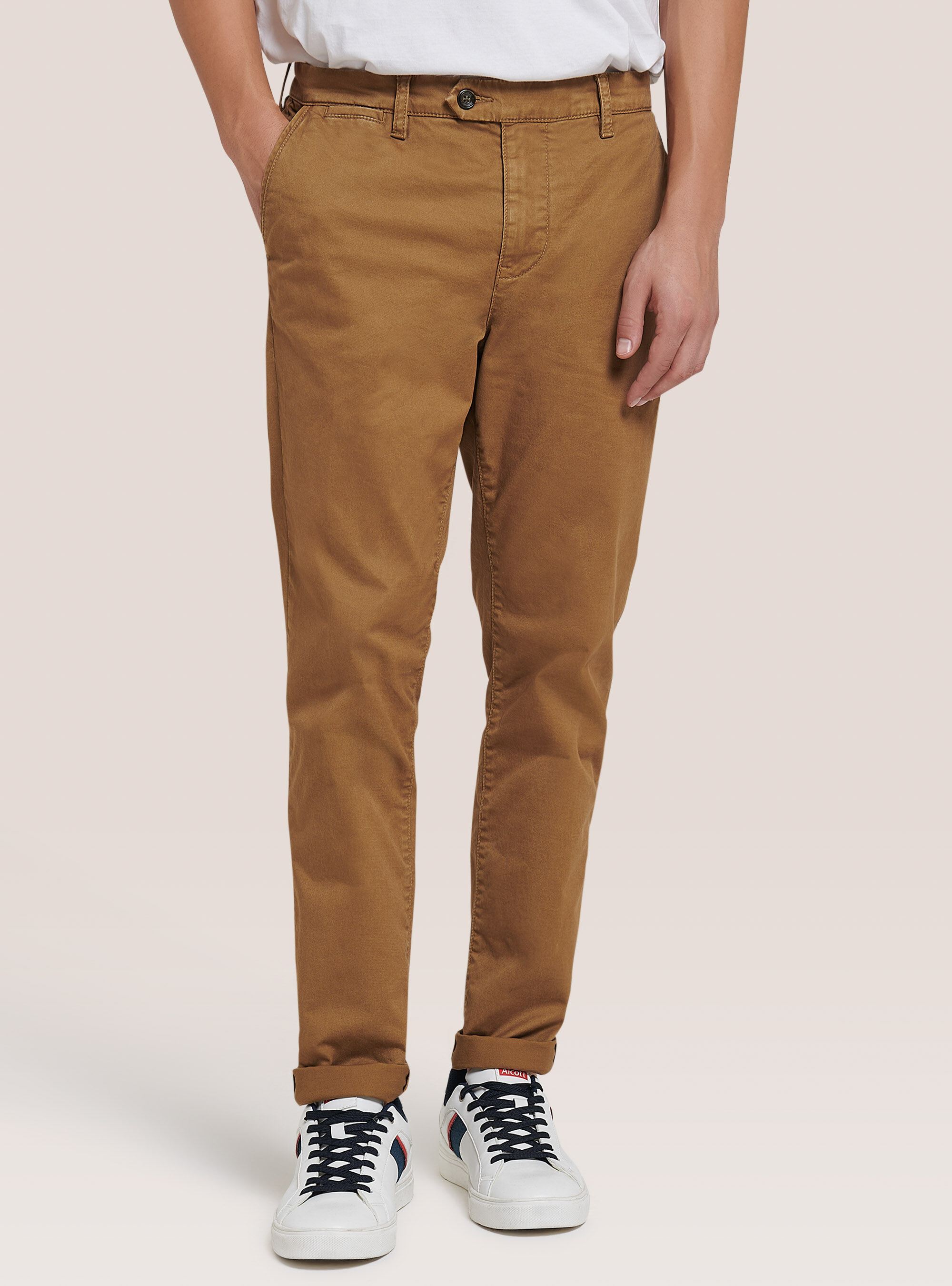 Pantaloni chinos classici in cotone | Alcott | Trousers Uomo