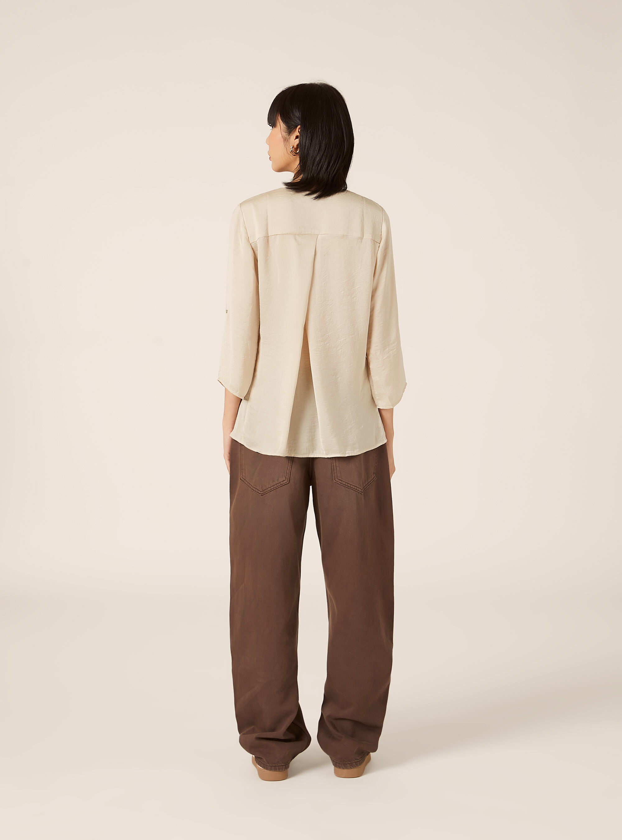 Plain neckline blouse, BG3 BEIGE LIGHT