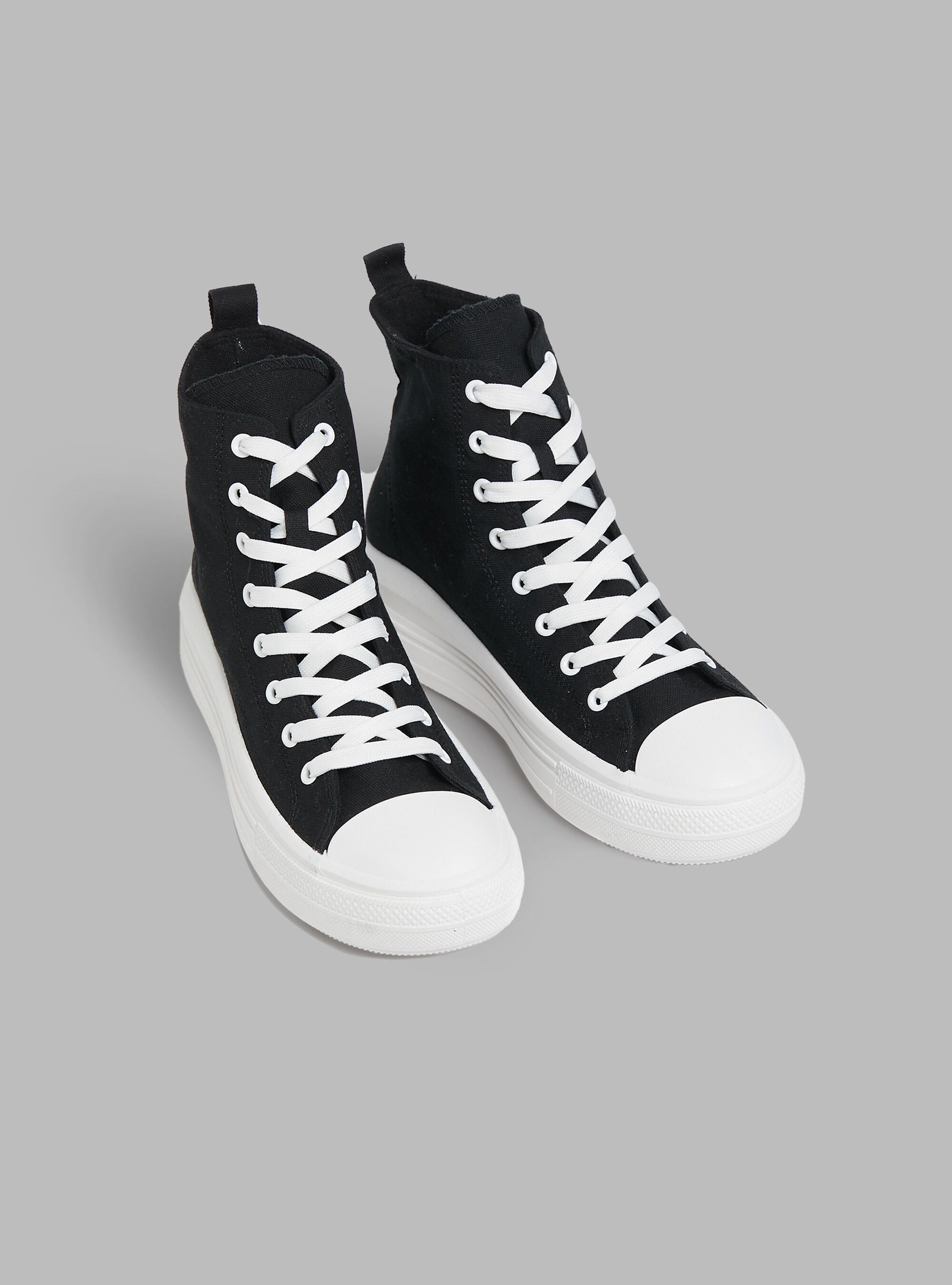 Stivaletto con platform shop