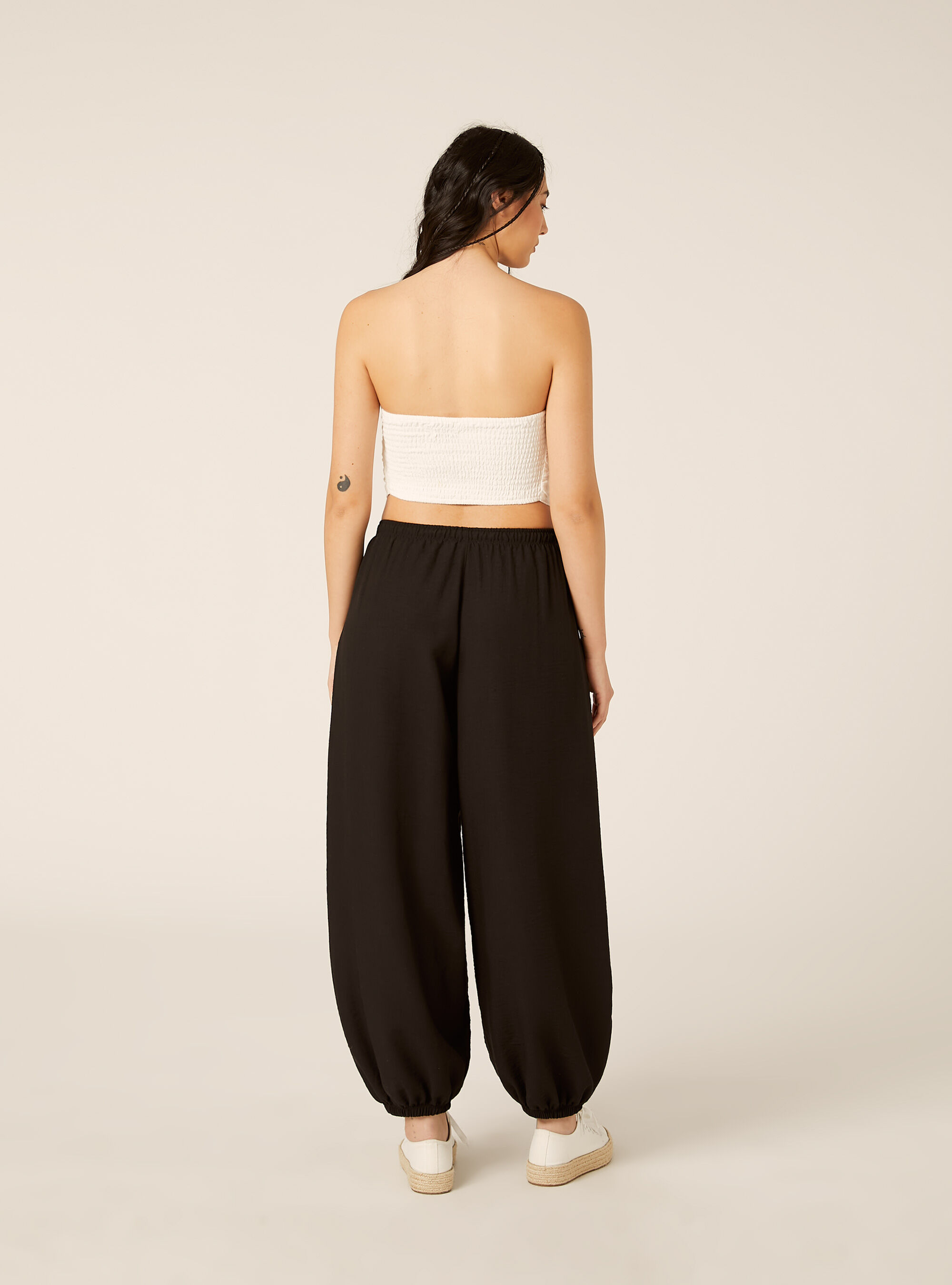 Pantaloni da gaucho effetto crepe, BK1 BLACK