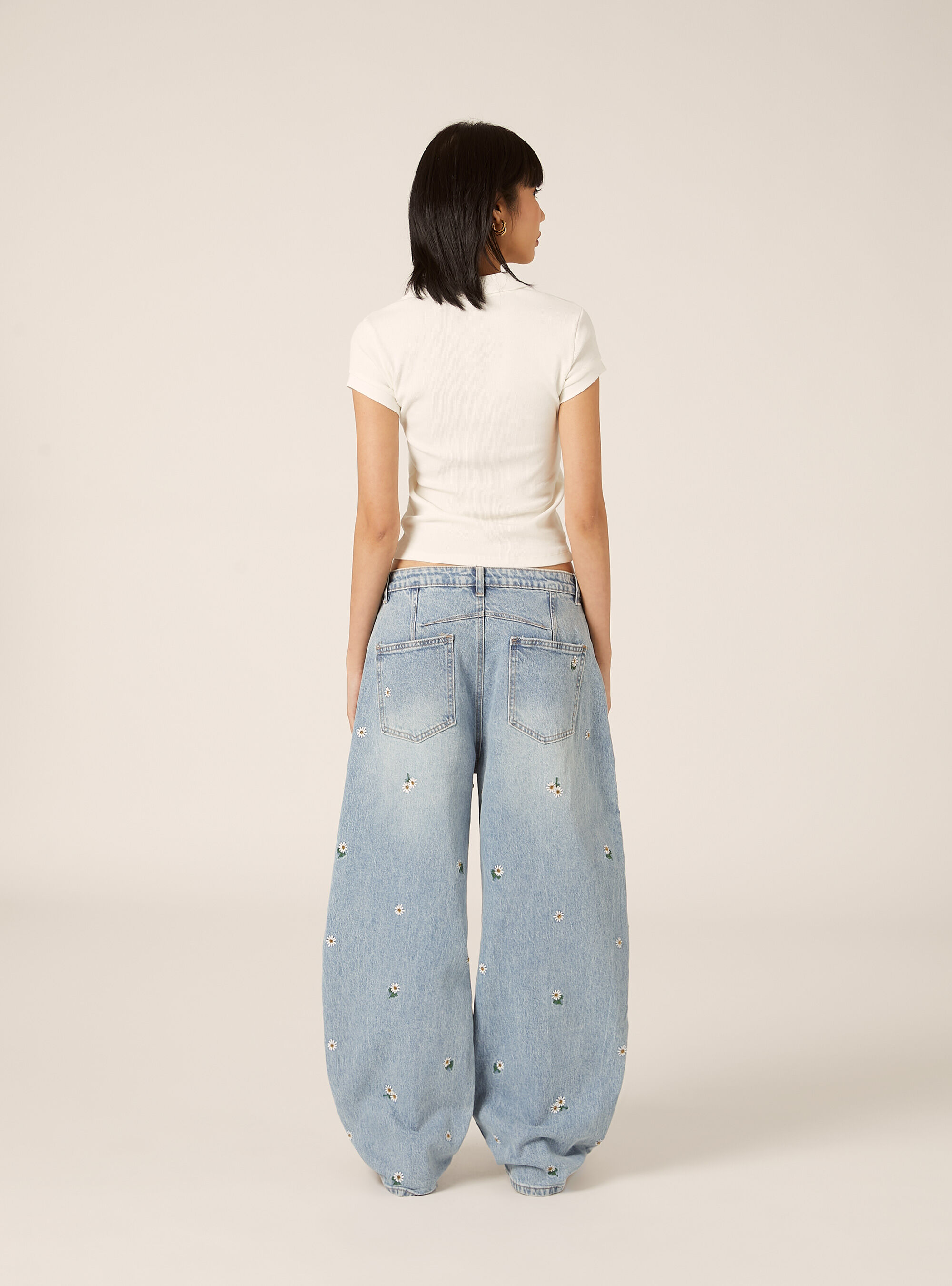 Balloon fit jeans with embroidery, D006 AZURE
