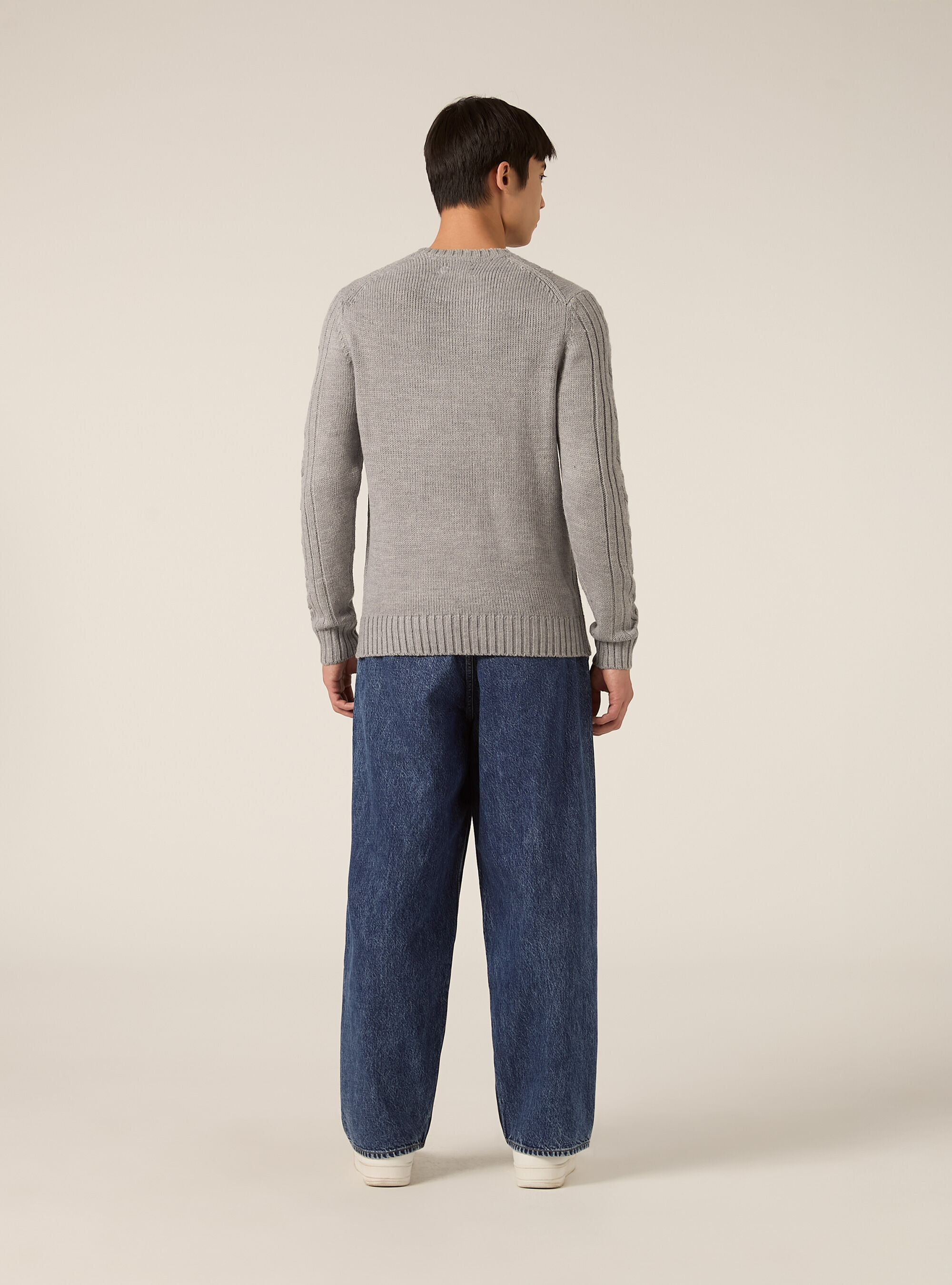 Pullover mit Rundhalsausschnitt und Zopfmuster, MGY3 GREY MEL LIGHT