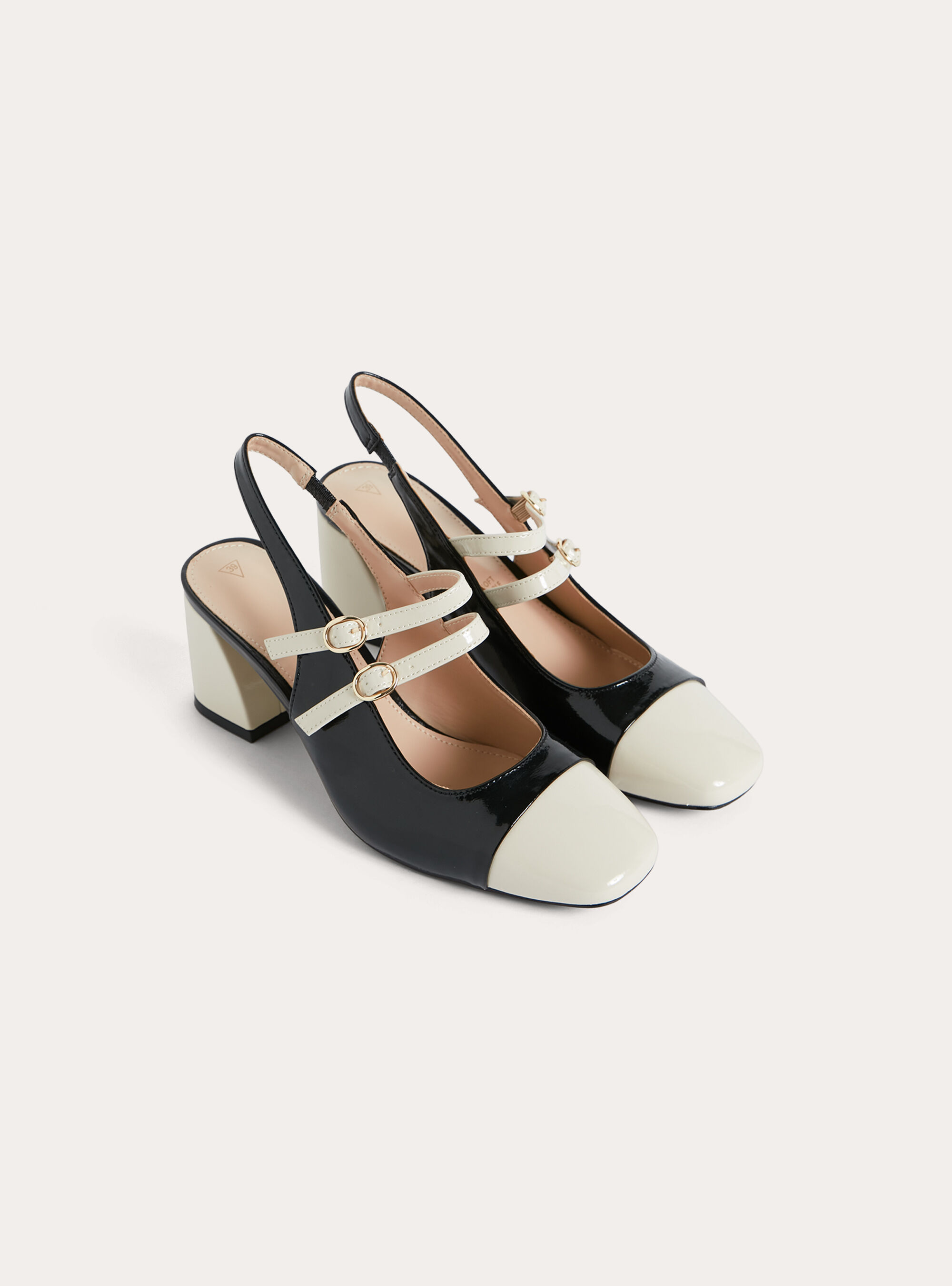Two-tone court shoes with square toe
