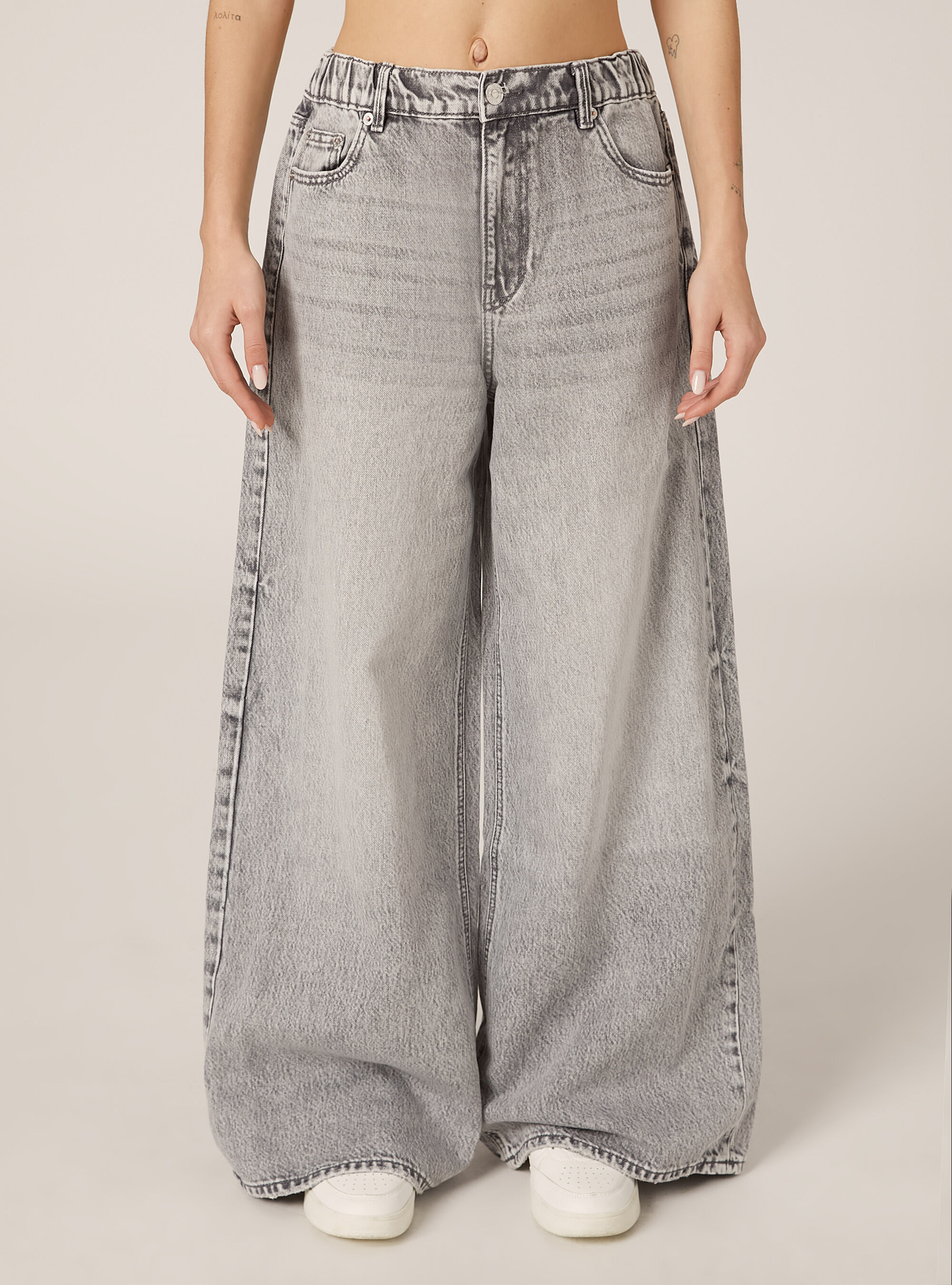 Super wide leg jeans with elasticated waist | Alcott
