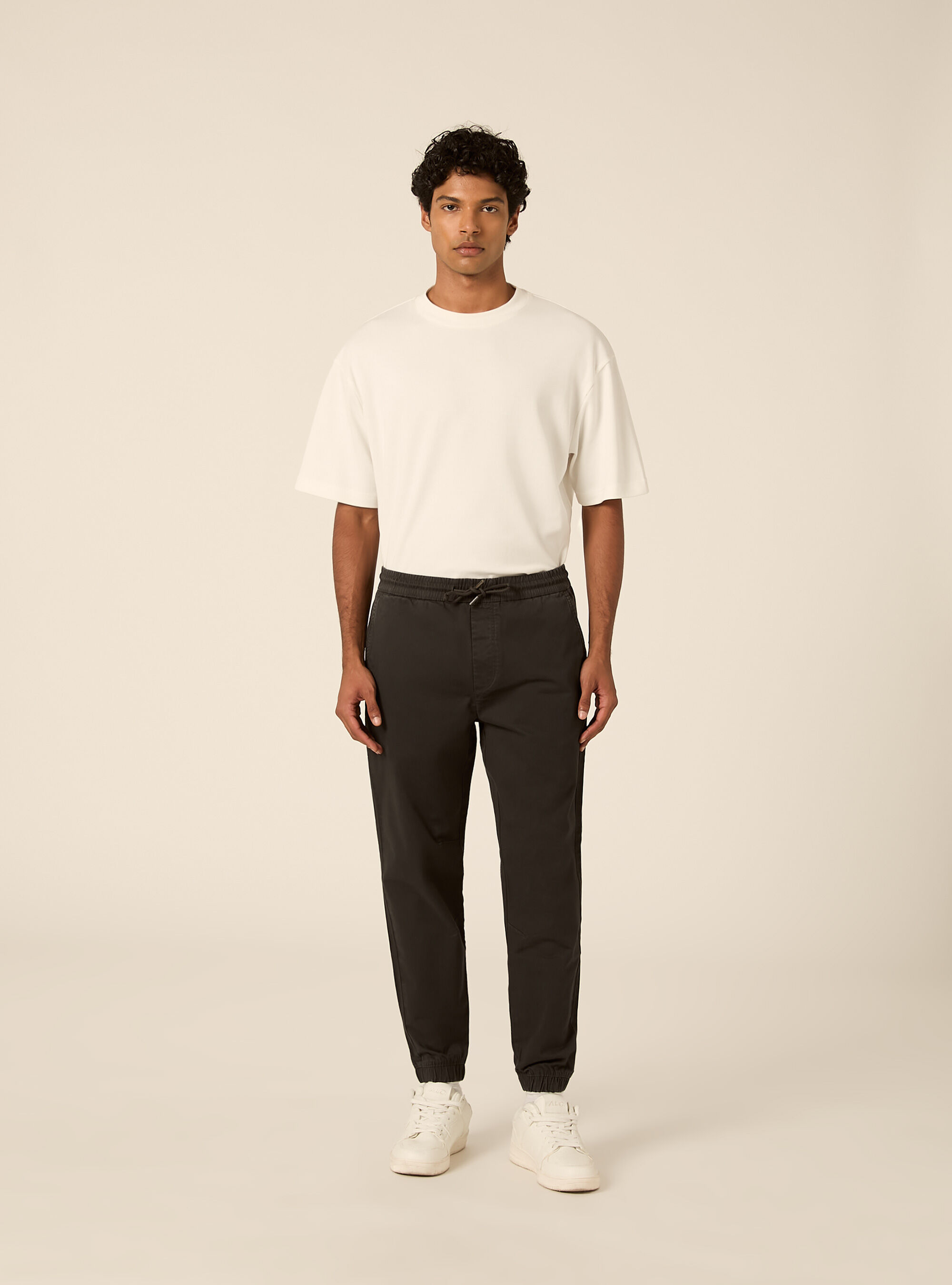 Pantaloni twill stretch elastico e stringa in vita