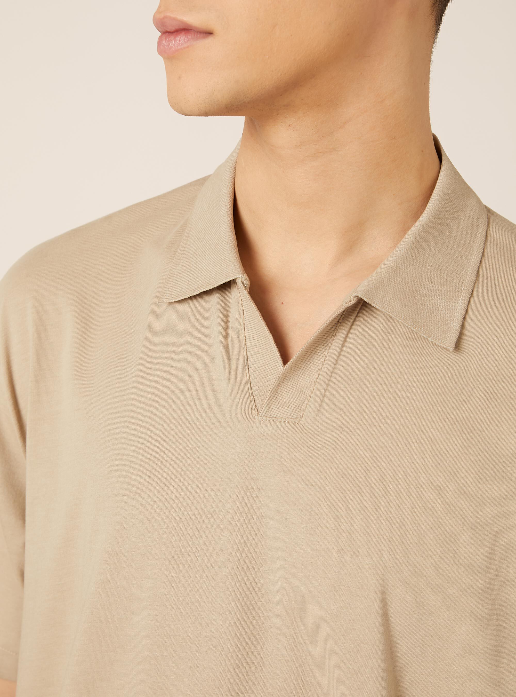 Polo mezza placchetta in jersey elasticizzato, BG2 BEIGE MEDIUM
