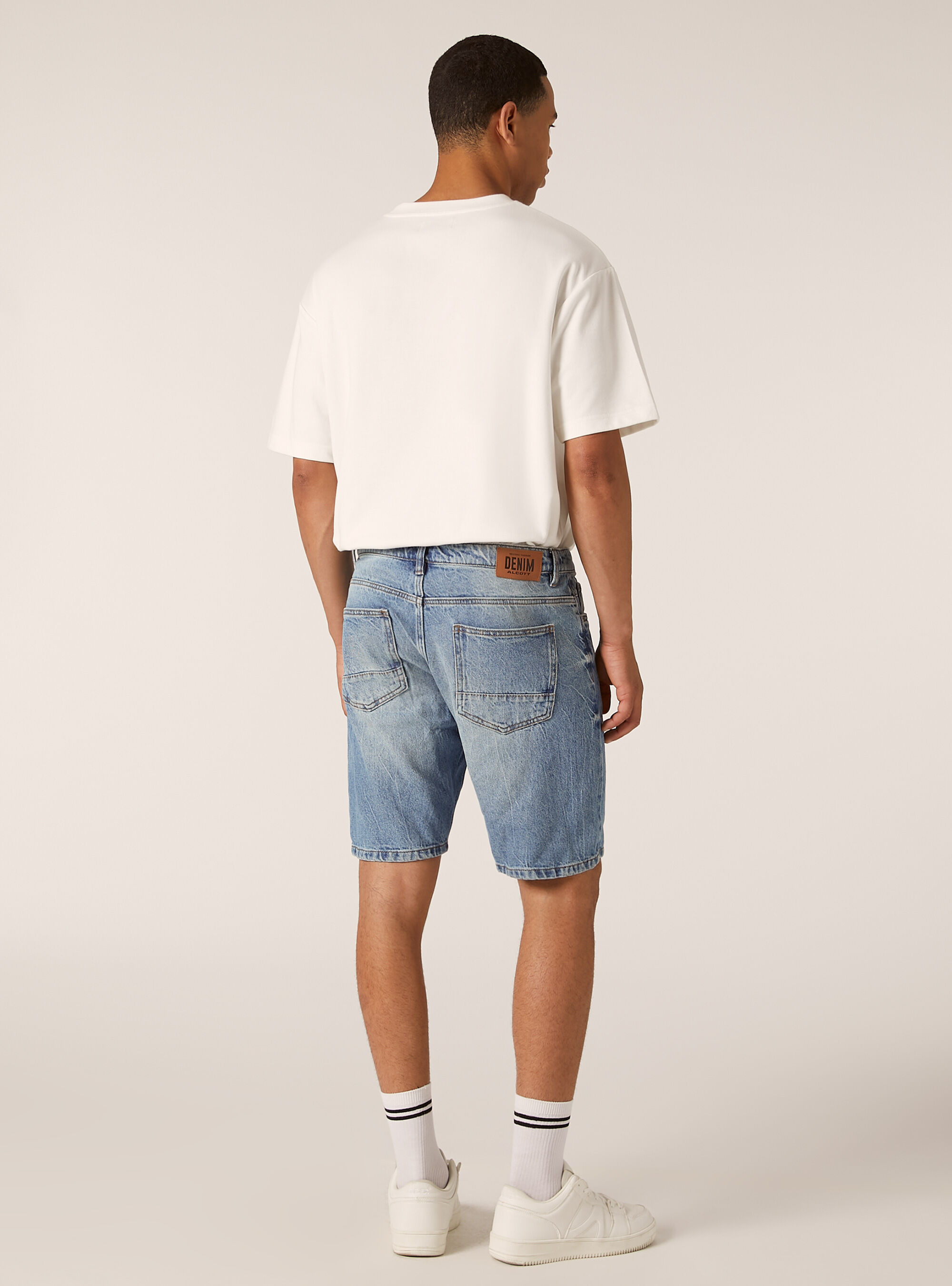 Regular Fit Denim Bermuda Shorts, D004 MEDIUM LIGHT BLUE