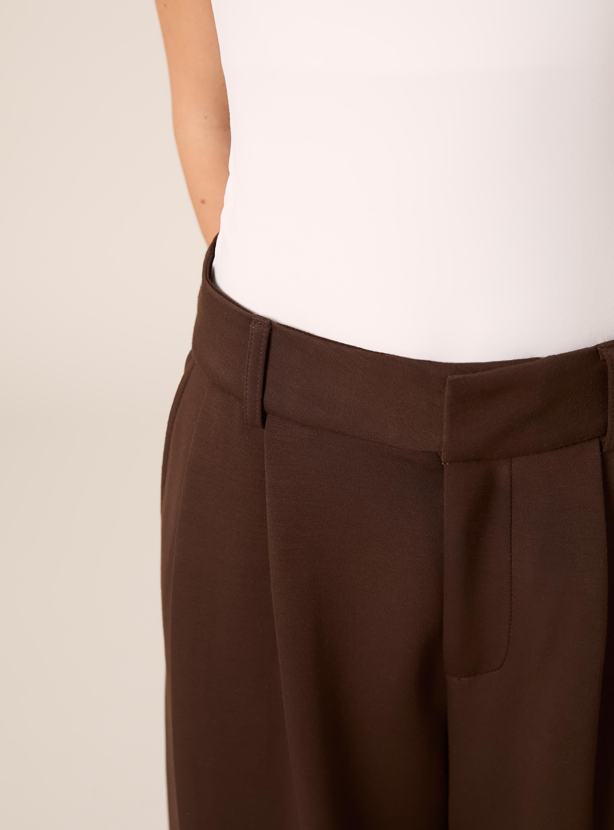 Pantalon large &agrave; toucher doux, BR1 BROWN DARK