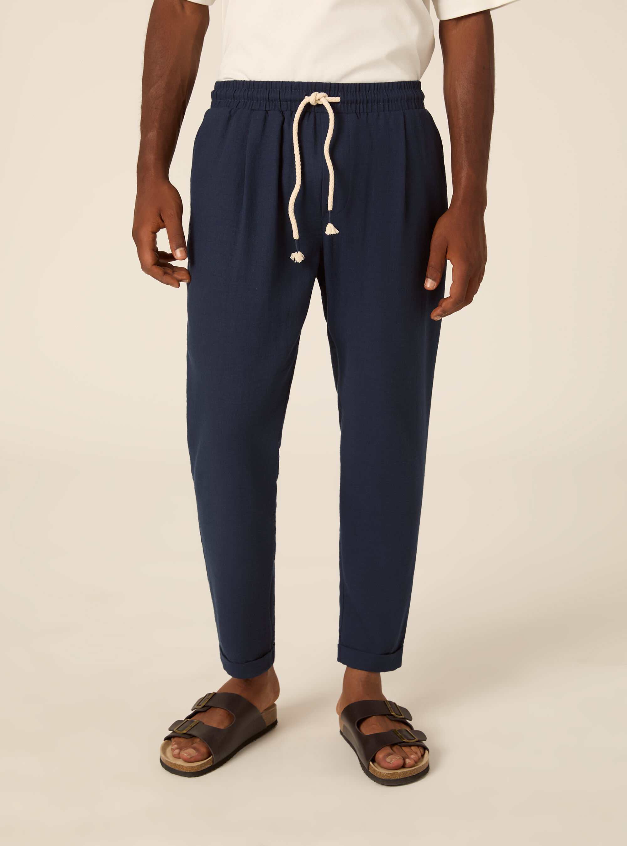 Pantalaccio basico con elastico in vita e coulisse