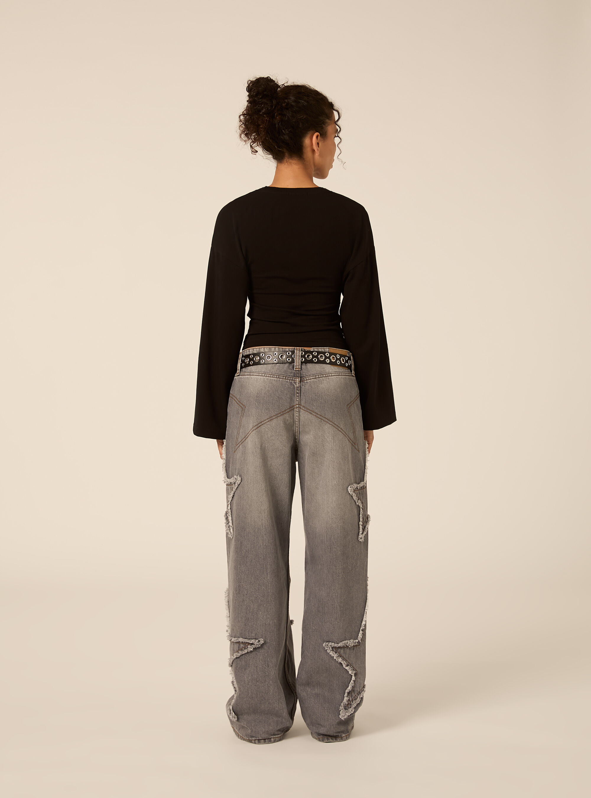 Flare sleeve top with side ruched detailing, BK1 BLACK