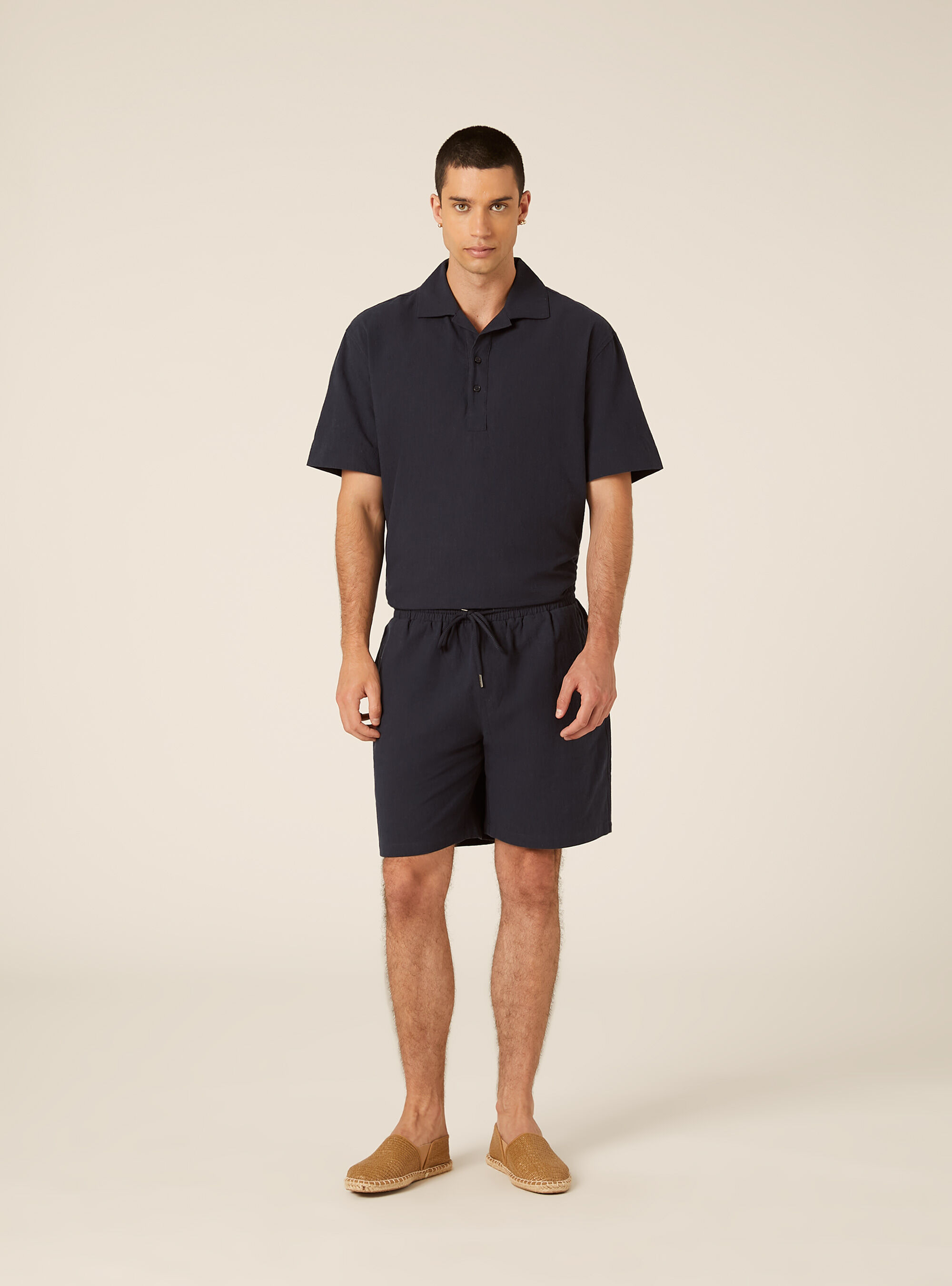 Bermuda in misto lino con laccio in vita, NA2 NAVY MEDIUM