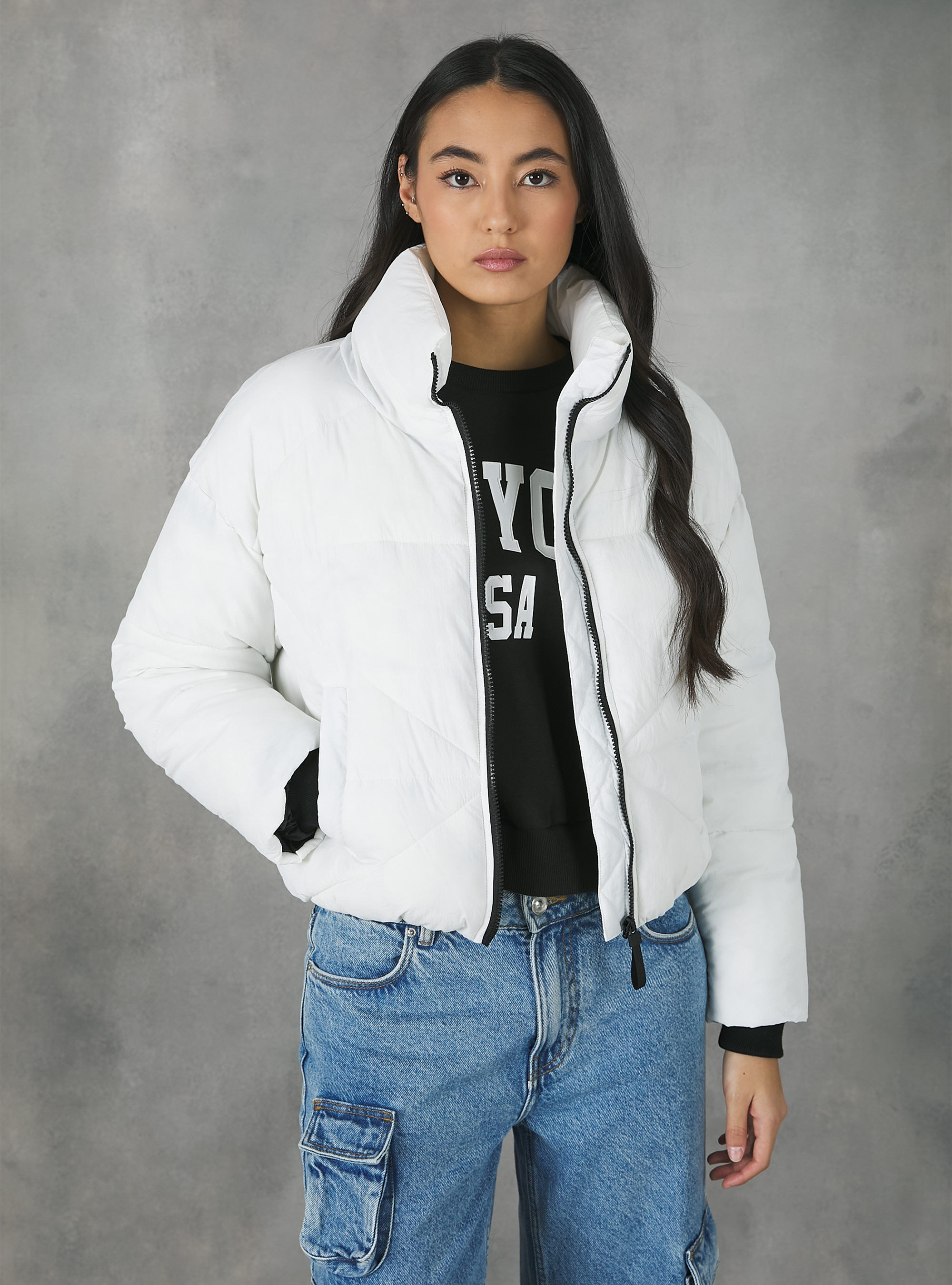 Giubbotto bomber cropped con imbottitura riciclata Alcott