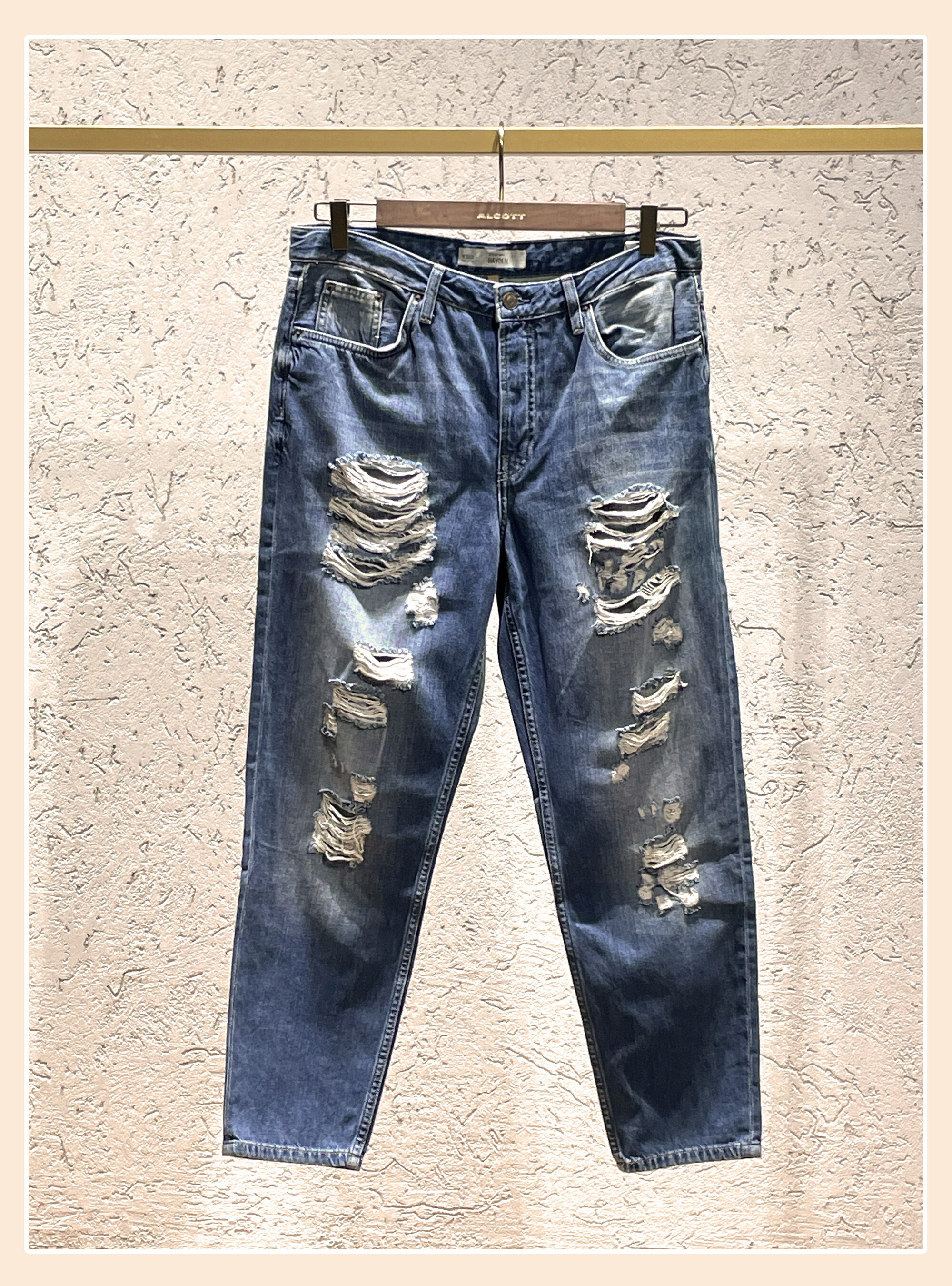 Ripped Jeans
