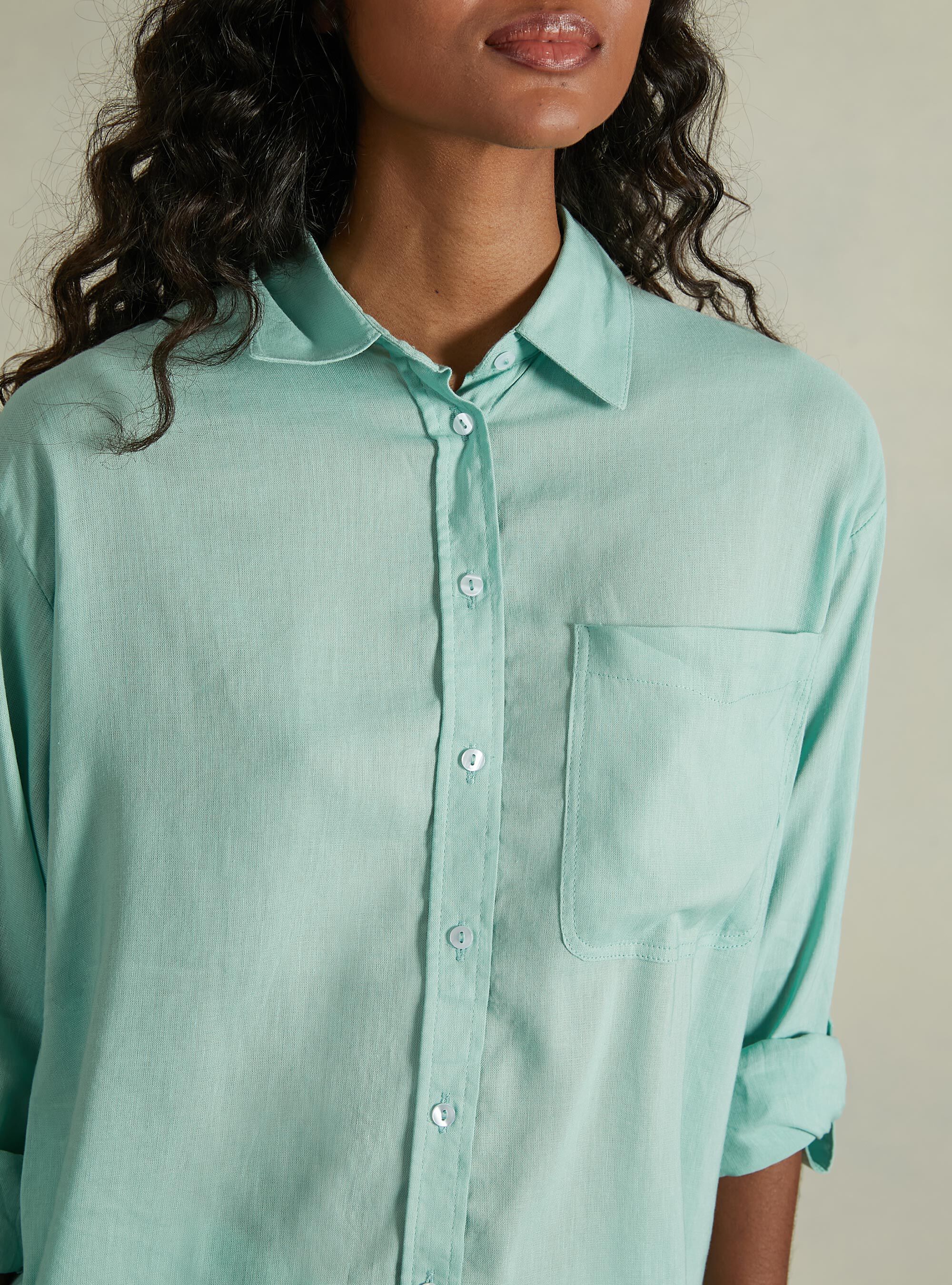 Camisa de mezcla de lino con bolsillo en el pecho, GA3 AQUA GREEN LIGHT