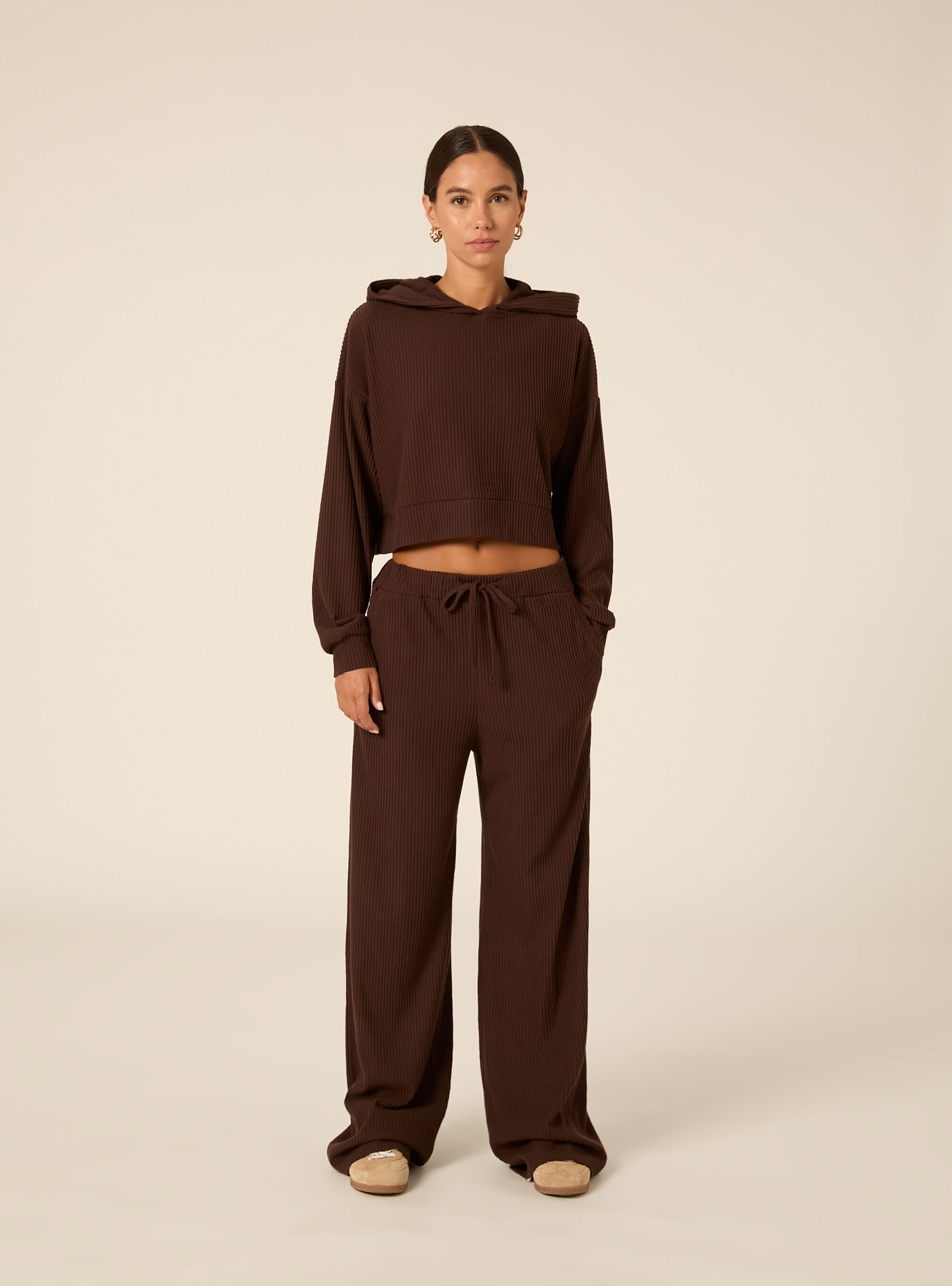 Jogger wide leg a coste