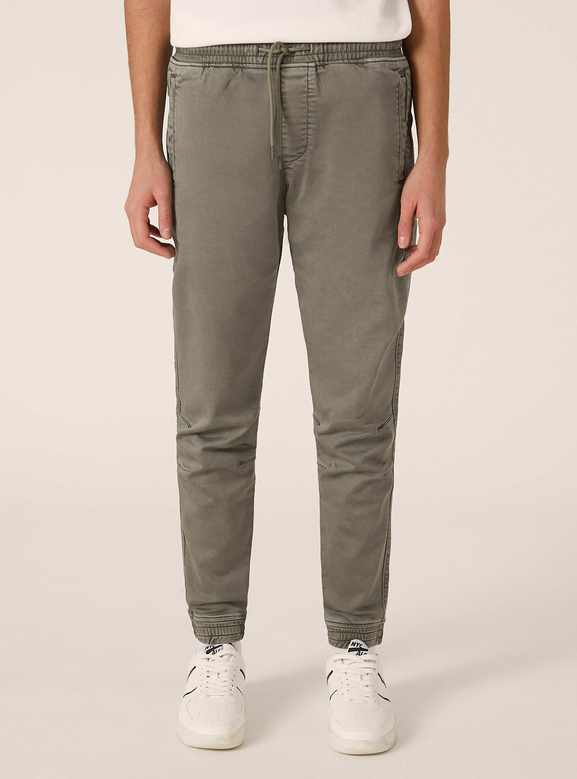 Cotton jogger trousers, KY1 KAKY DARK