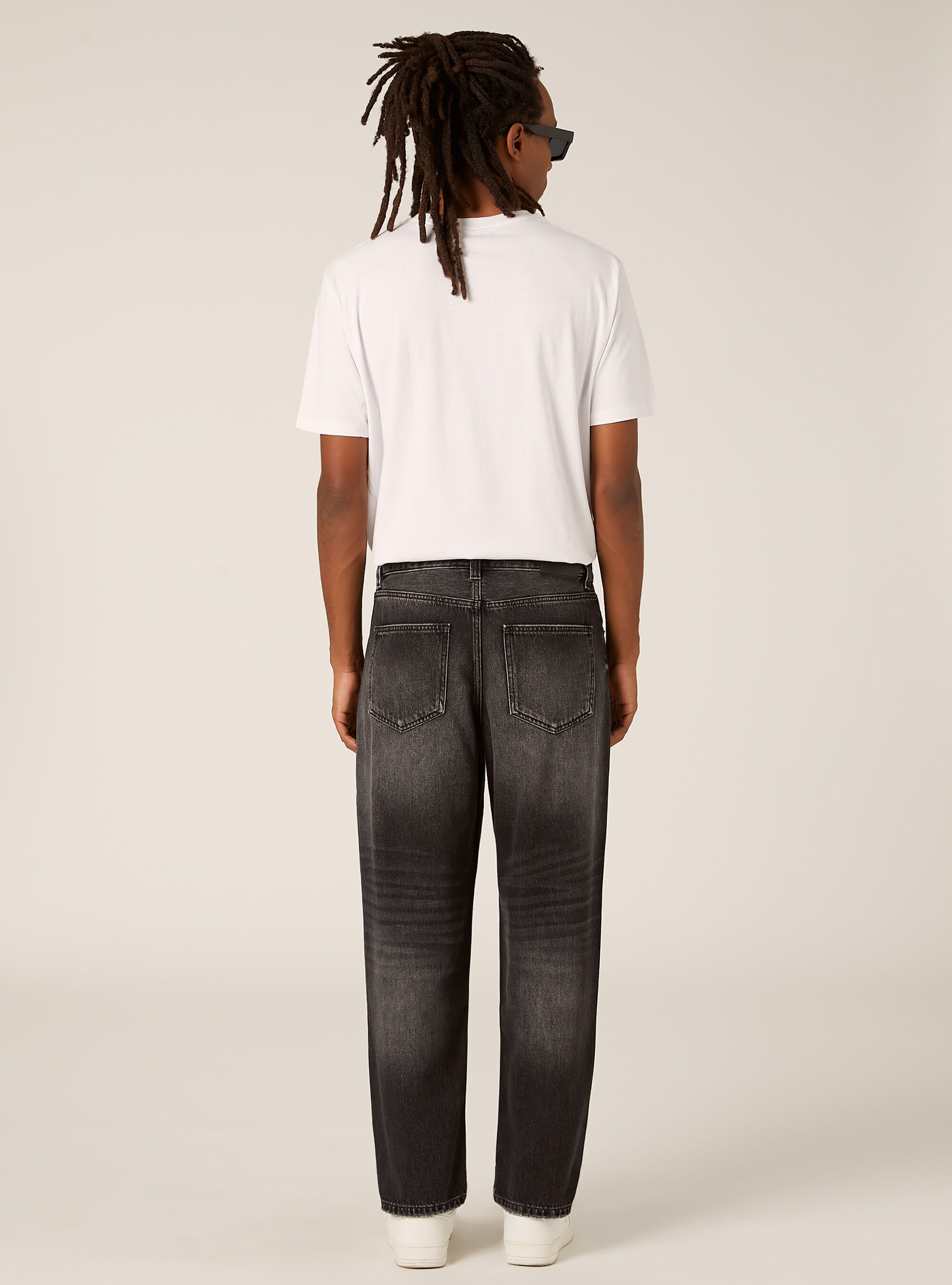 Vaqueros de corte c&oacute;nico, D000 BLACK