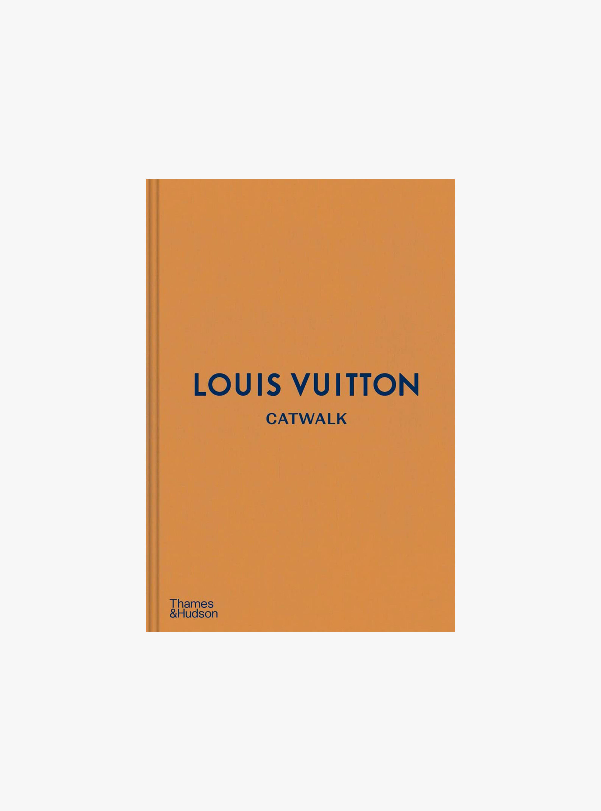 Libro louis vuitton catwalk