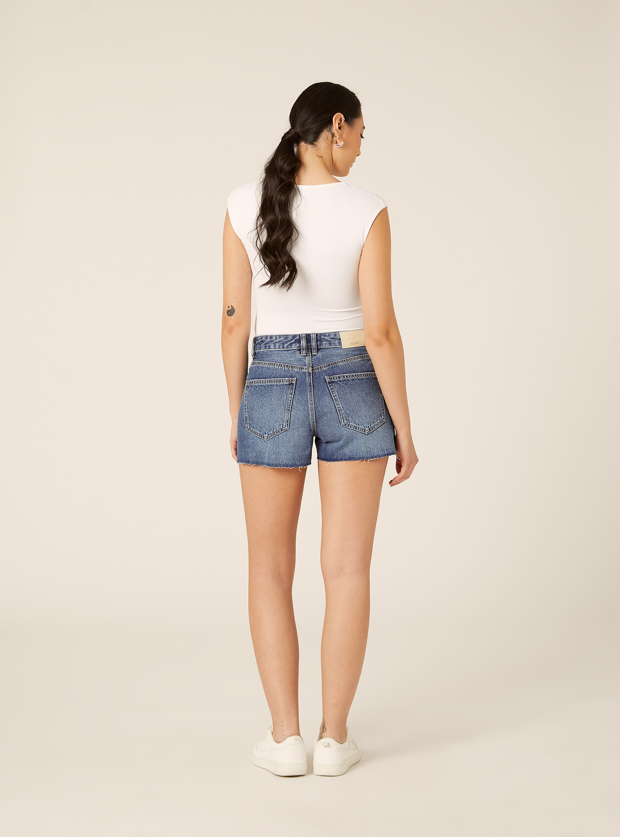 Denim Shorts with Raw-Cut Hem, D003 MEDIUM BLUE