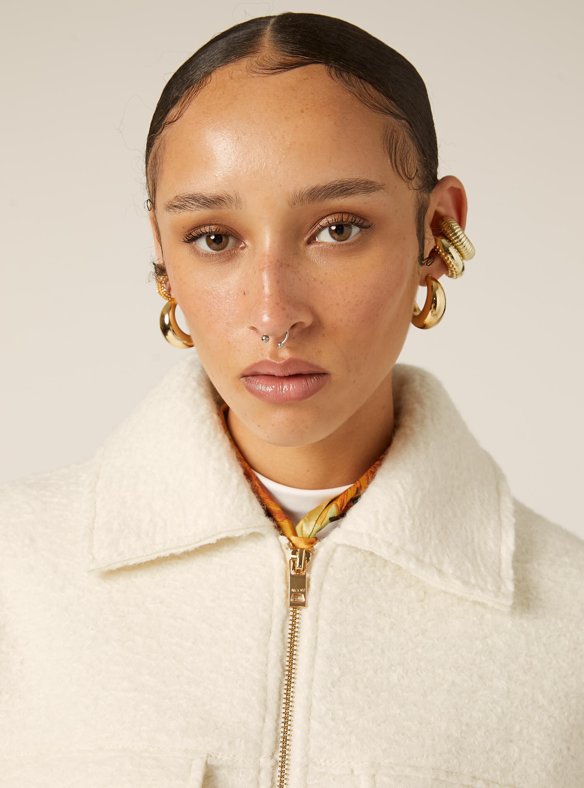 Giacca in boucl&eacute; con tasconi, WH2 WHITE