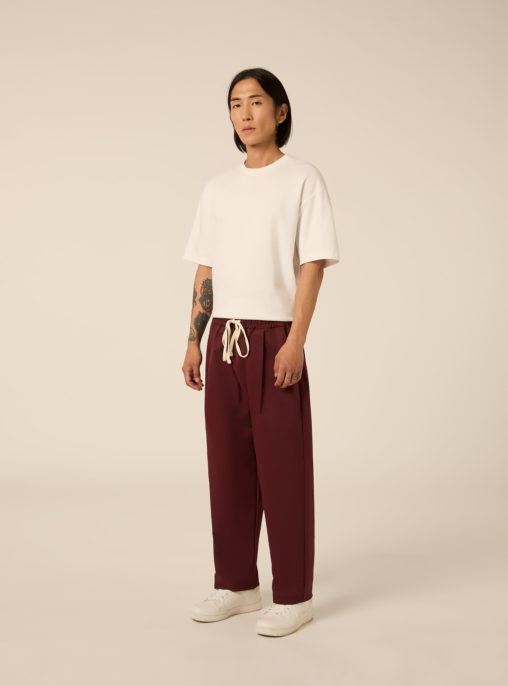 Pantaloni con coulisse in vita e pince, BO1 BORDEAUX DARK