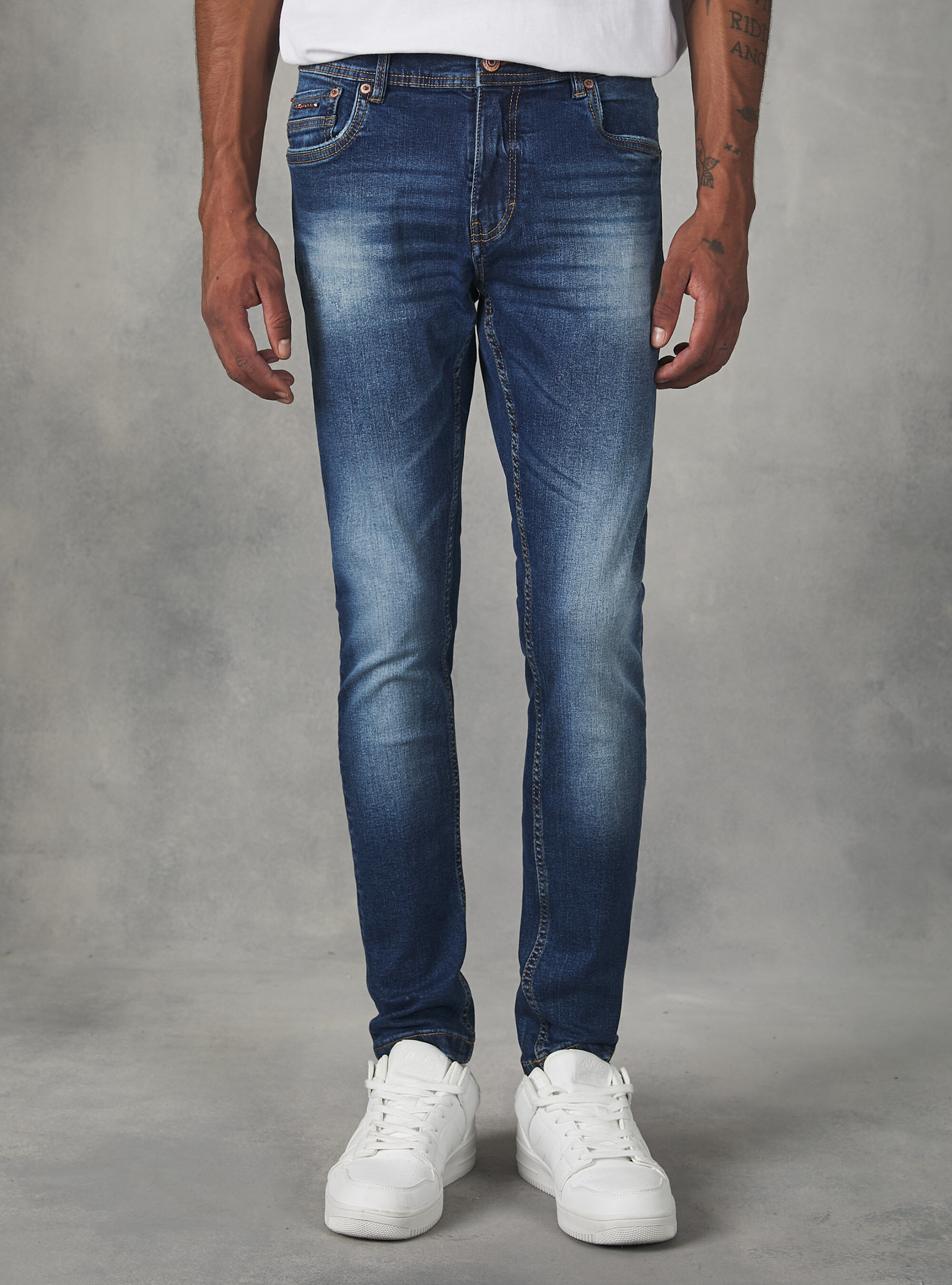 Super stretch online jeans mens