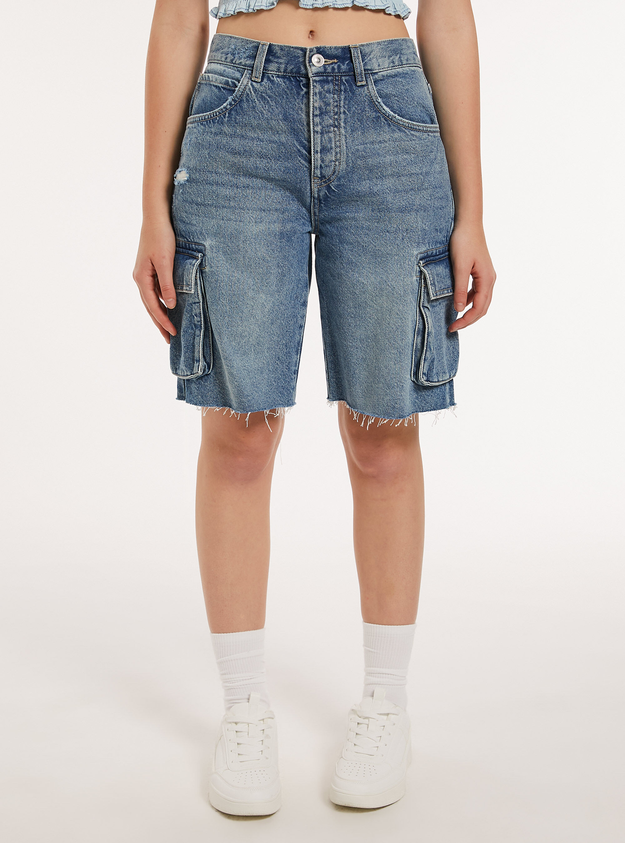 Bermuda cargo in denim