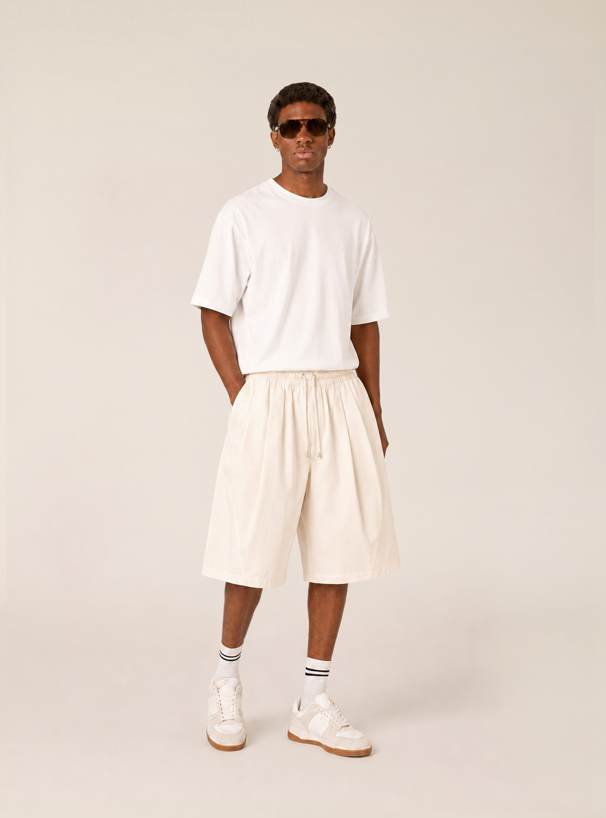 Bermuda baggy con pince misto cotone, CREMA CHIARO